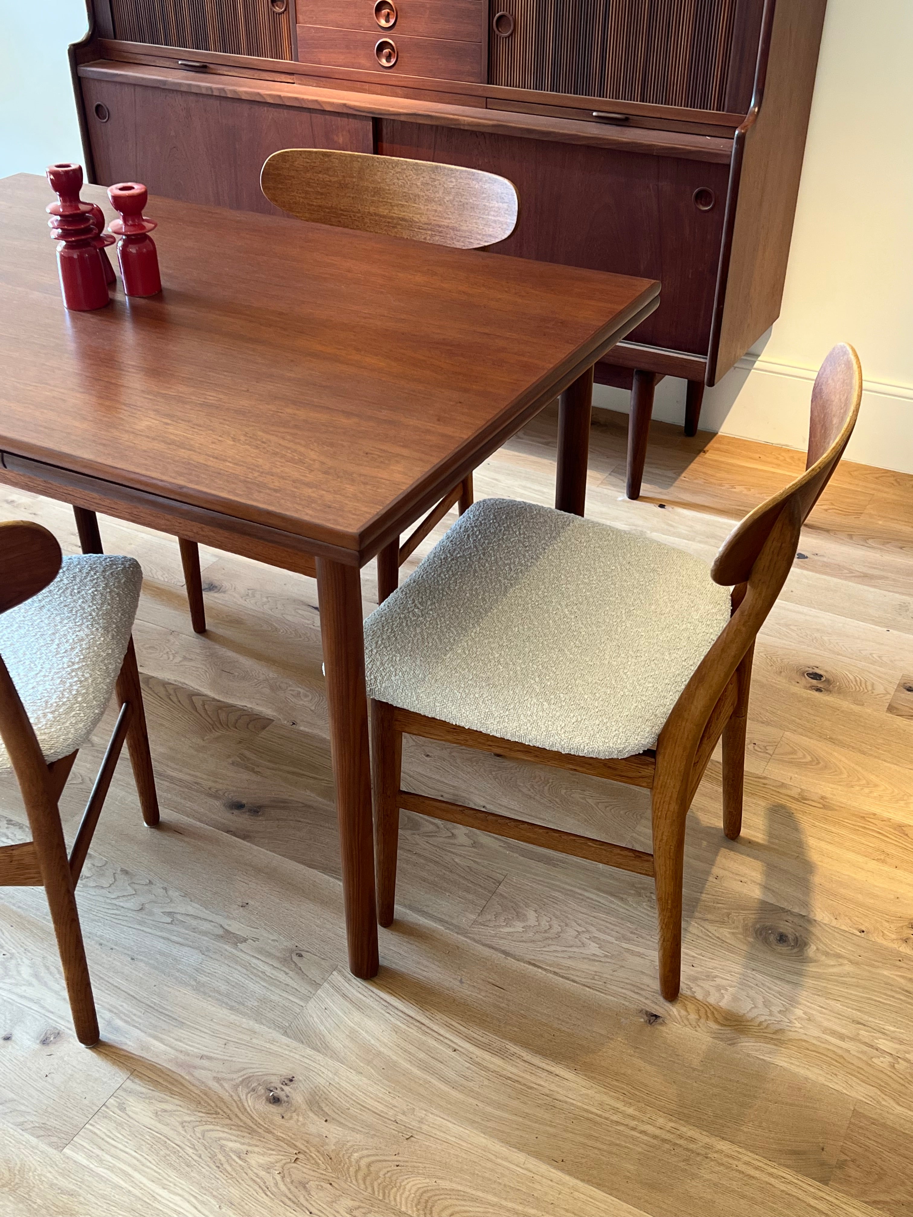 Table de salle à manger vintage scandinave en teck "Asta"