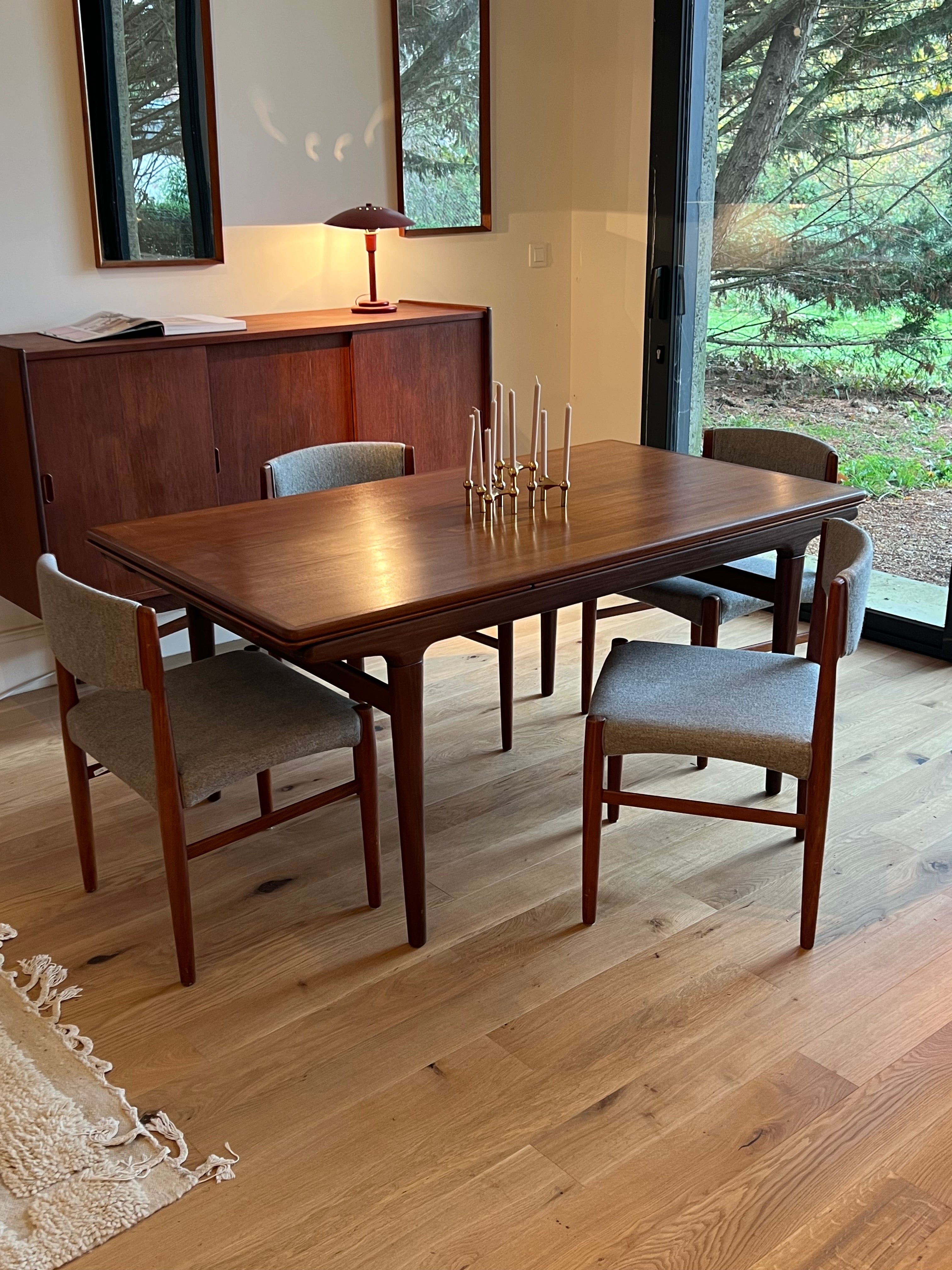 Table de salle à manger scandinave vintage extensible en teck – Johannes Andersen, années 1960