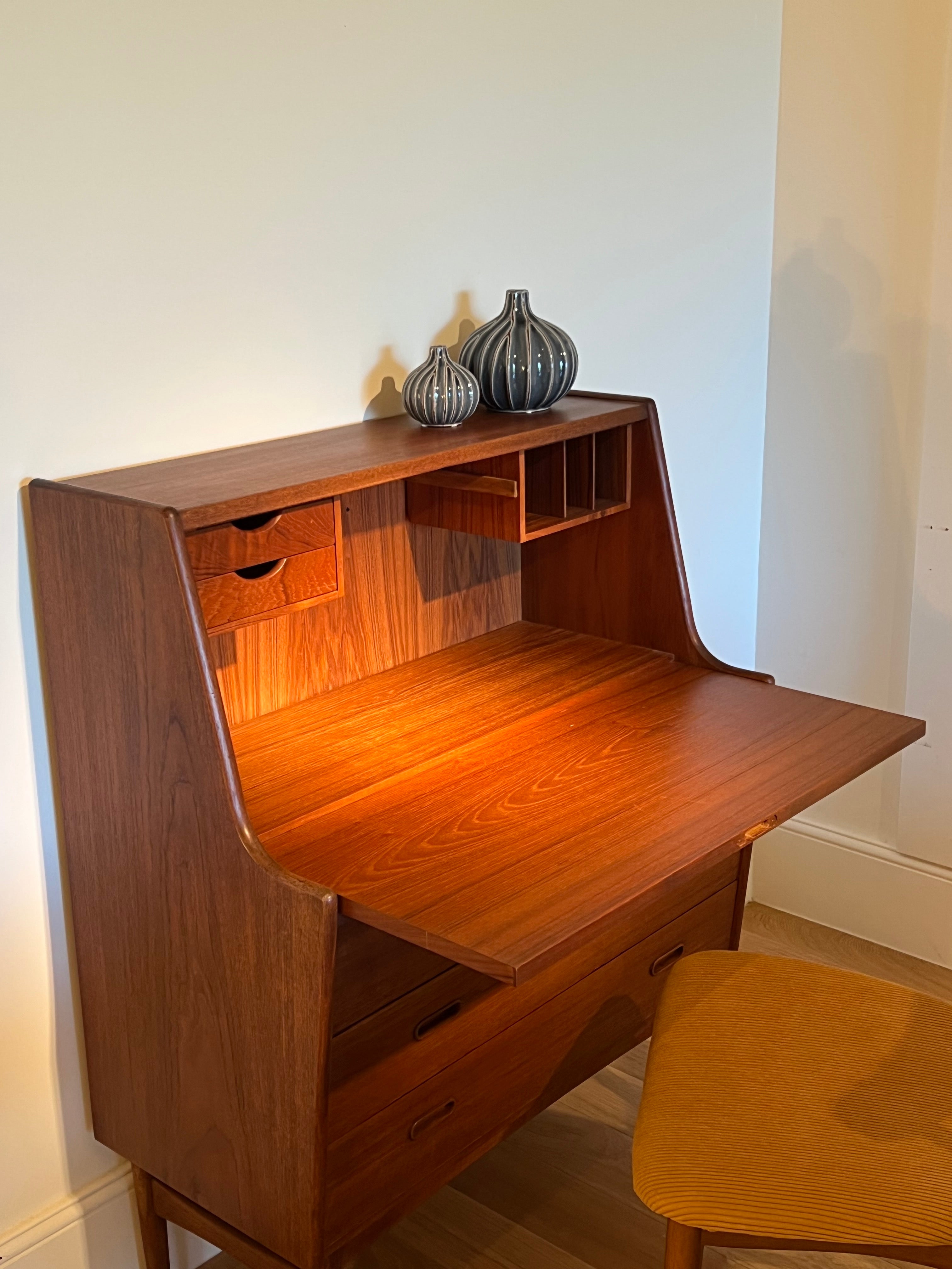 Secrétaire vintage scandinave « Alphonse » – Modèle 37 en teck par Arne Wahl Iversen pour Vinde Møbelfabrik