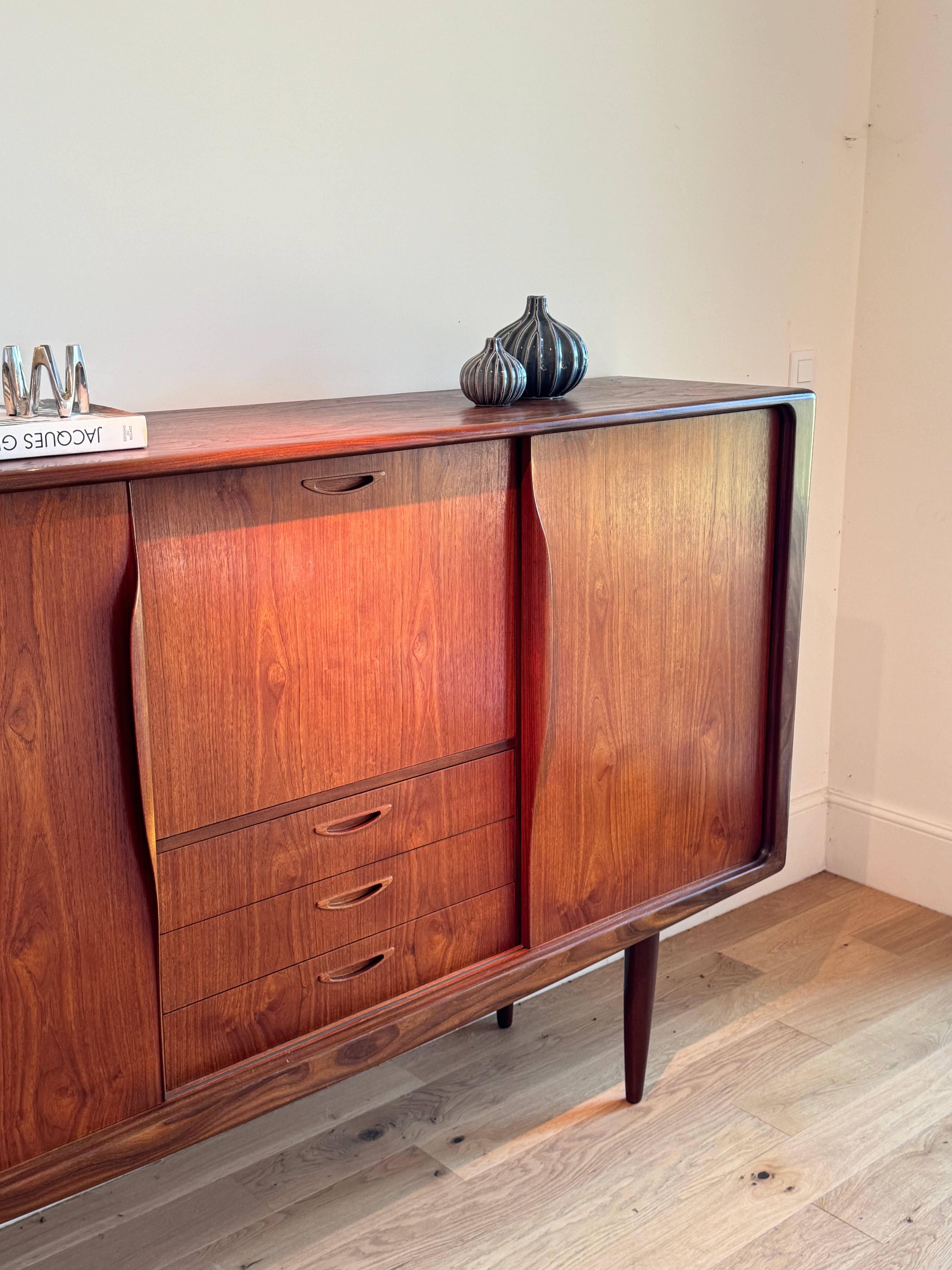 Buffet signé Henry Walter Klein pour Bramin