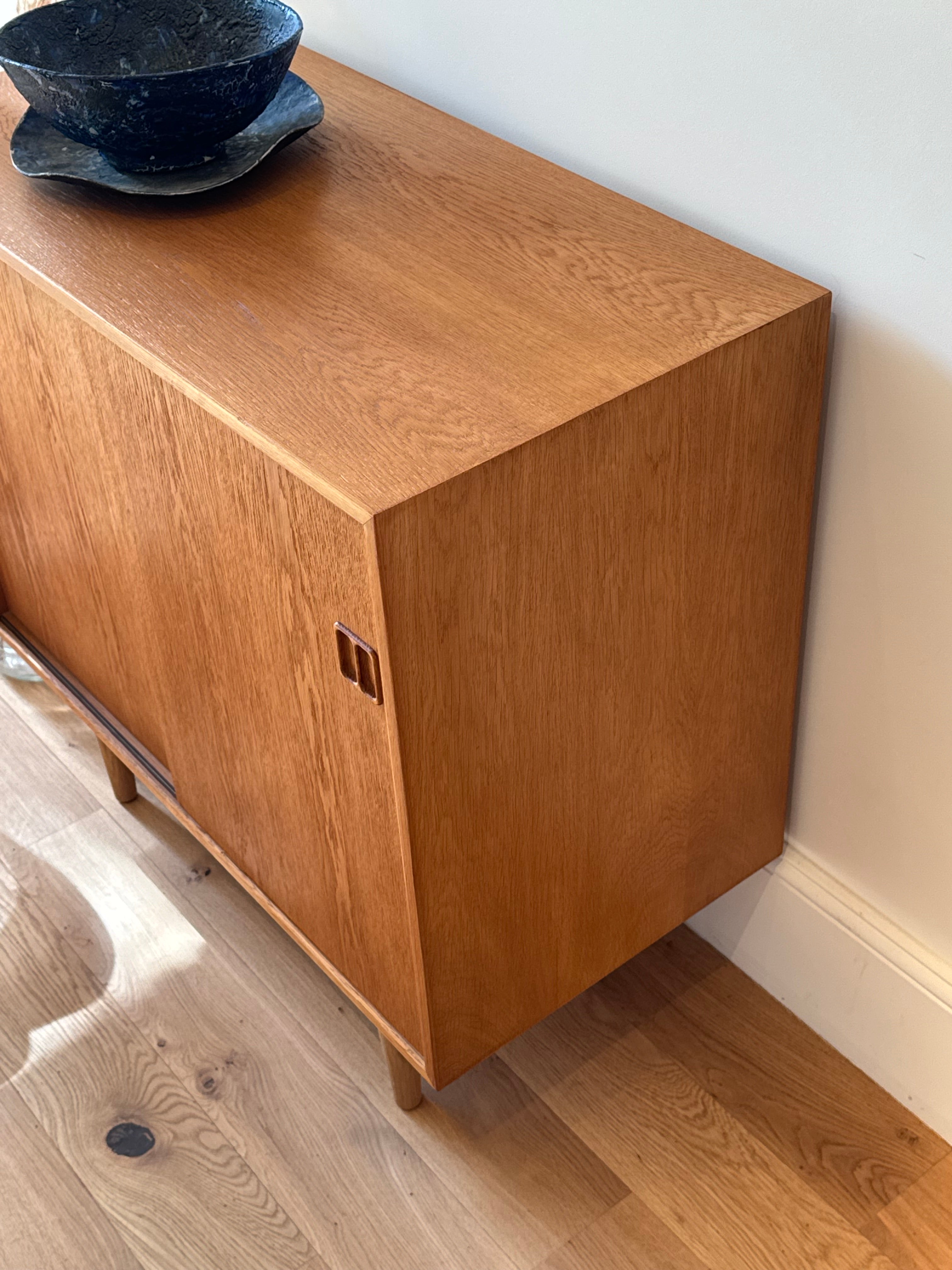 Enfilade scandinave vintage en chêne clair "Maja"