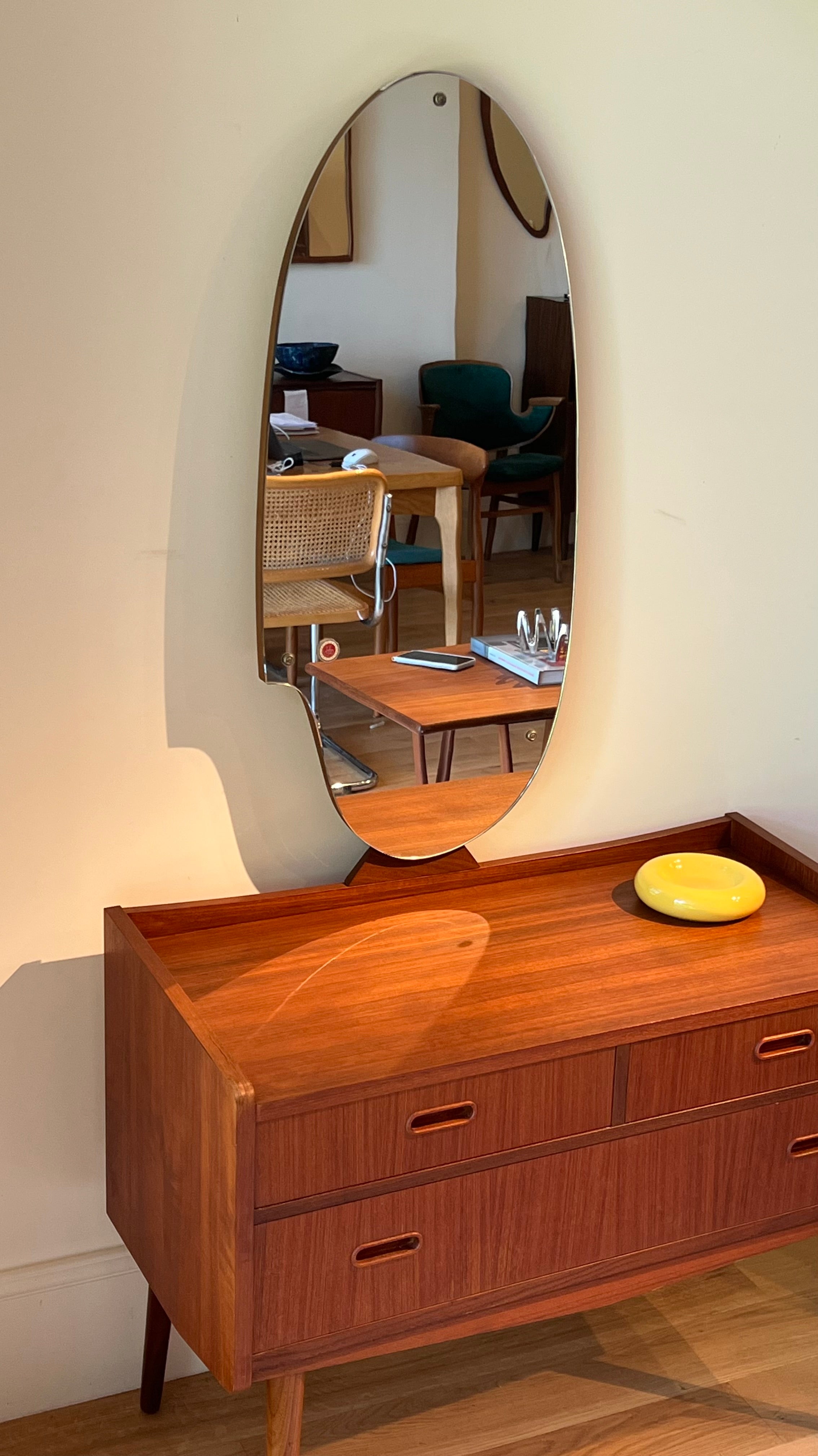 Commode coiffeuse avec grand miroir scandinave vintage "Karna"