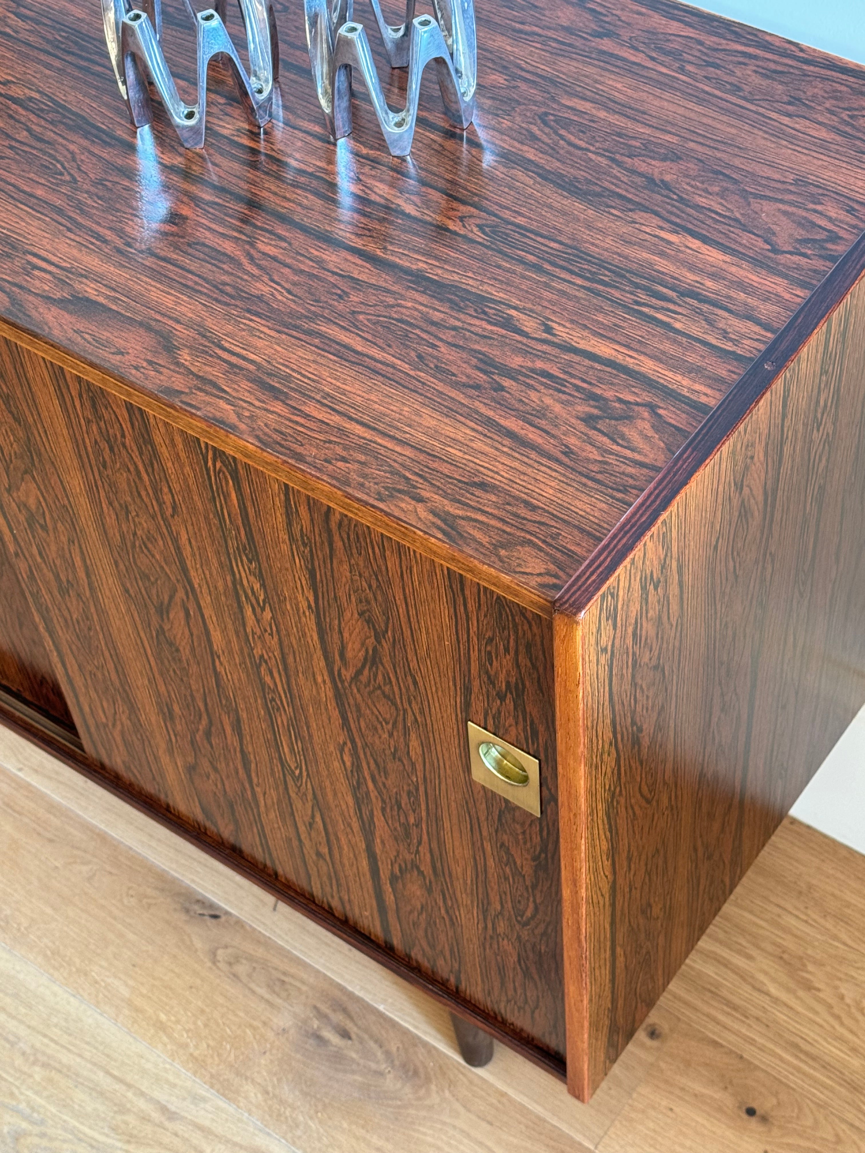 Enfilade scandinave vintage en palissandre "Saffi"