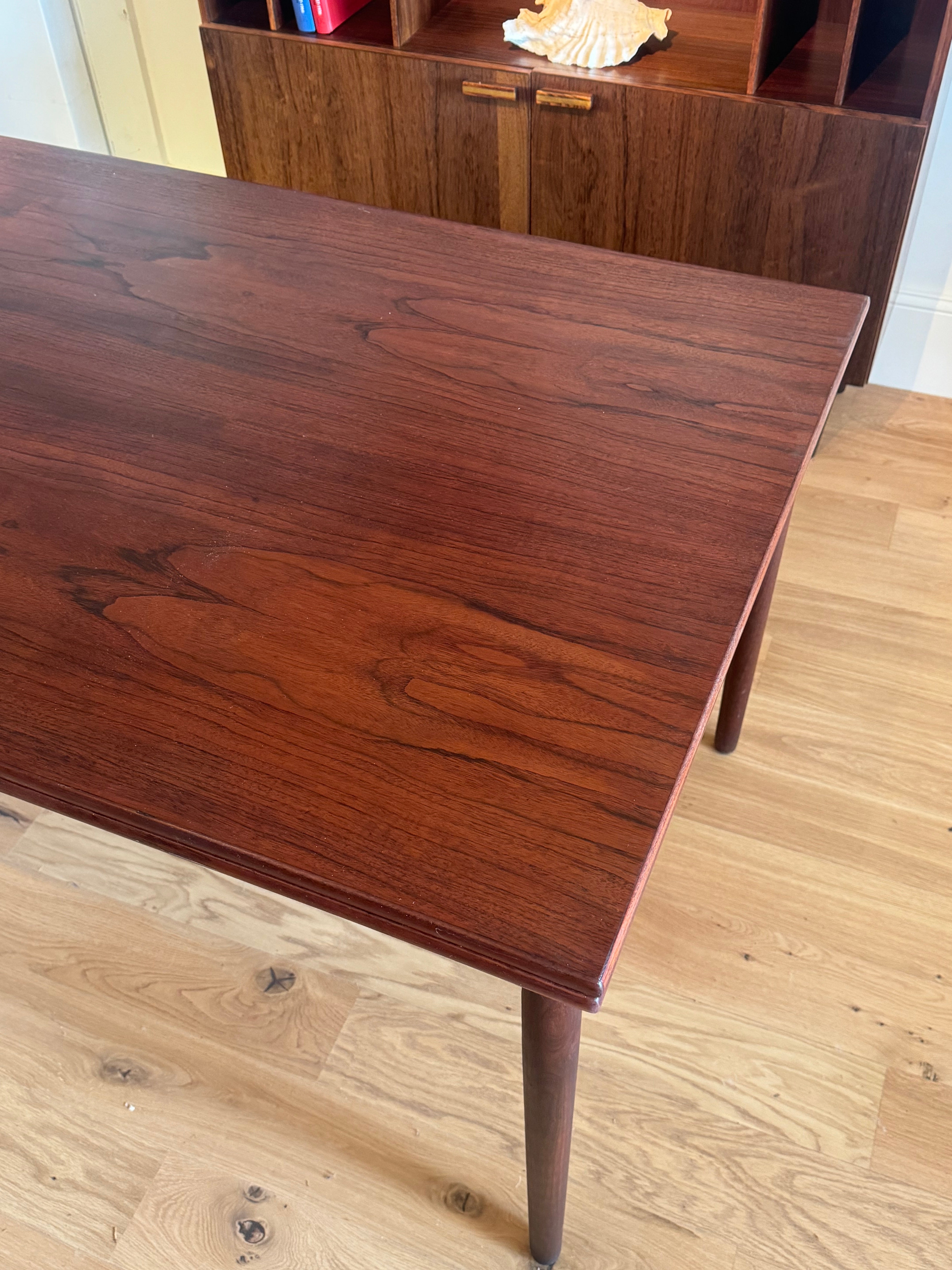 Table scandinave vintage en palissandre "Eirik"
