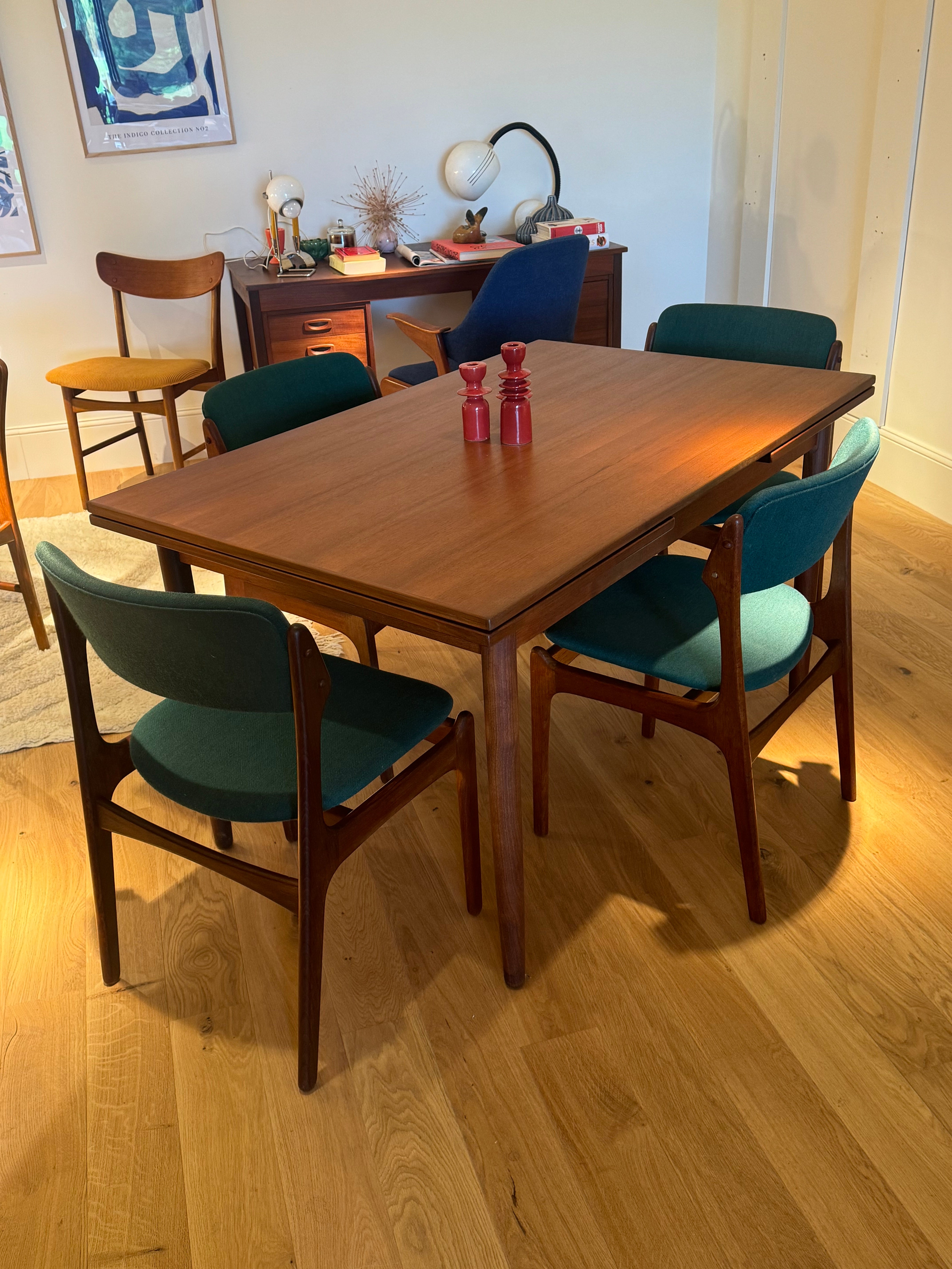 Table de salle à manger scandinave vintage en teck « Lara »