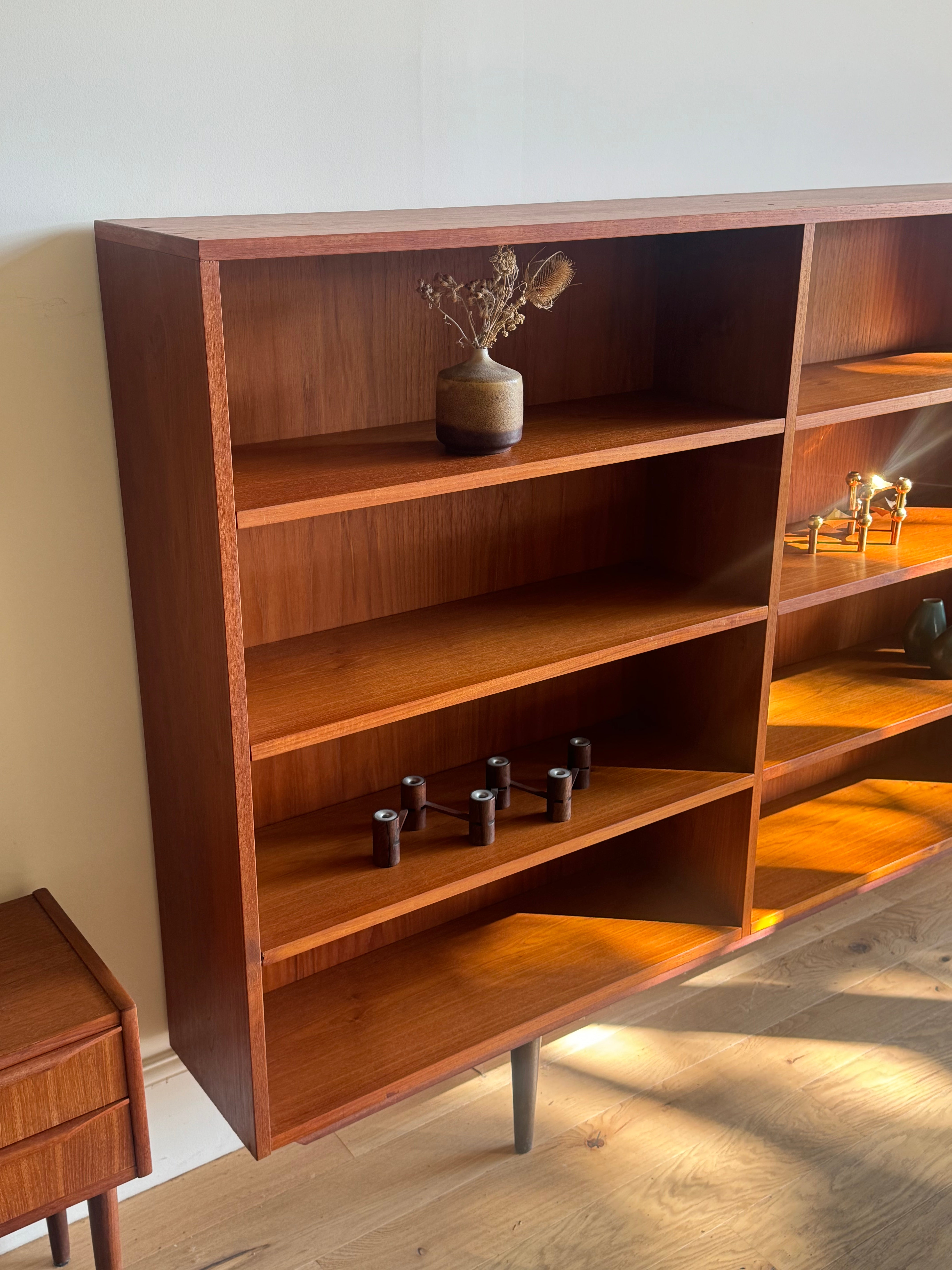 Bibliothèque scandinave vintage en teck « Marta »