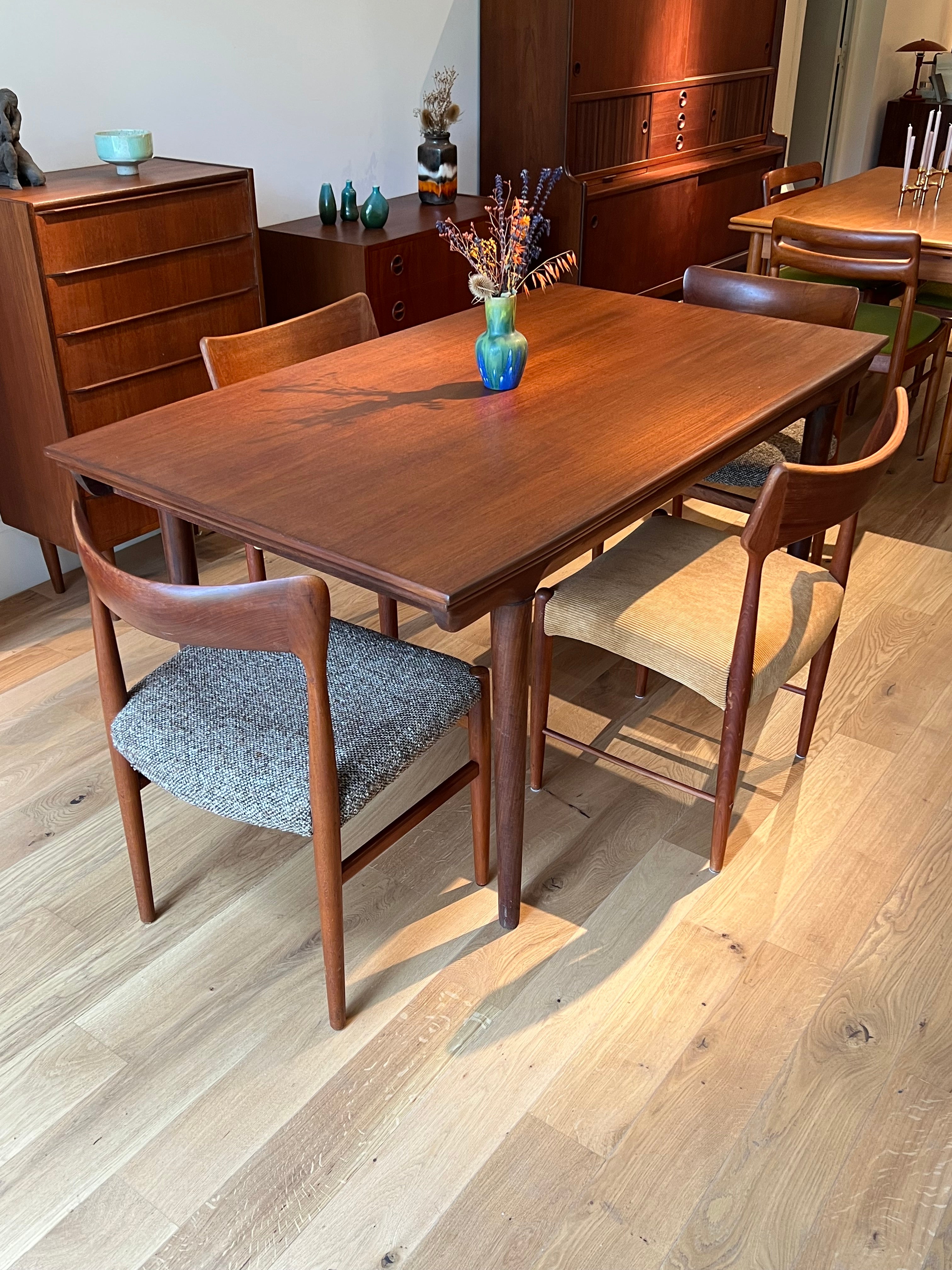 Table de salle à manger scandinave vintage en teck « Mikkel »