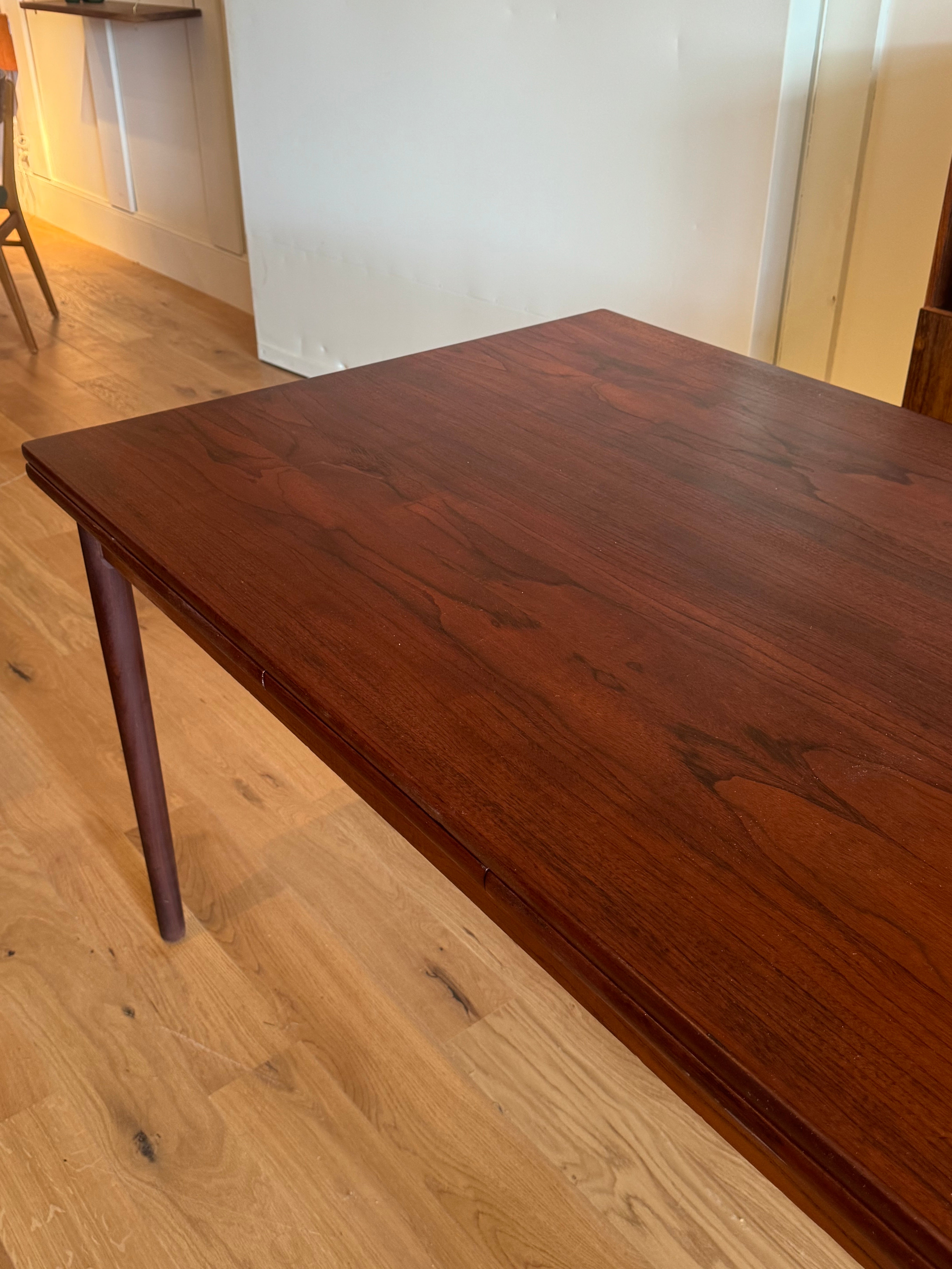 Table scandinave vintage en palissandre "Eirik"