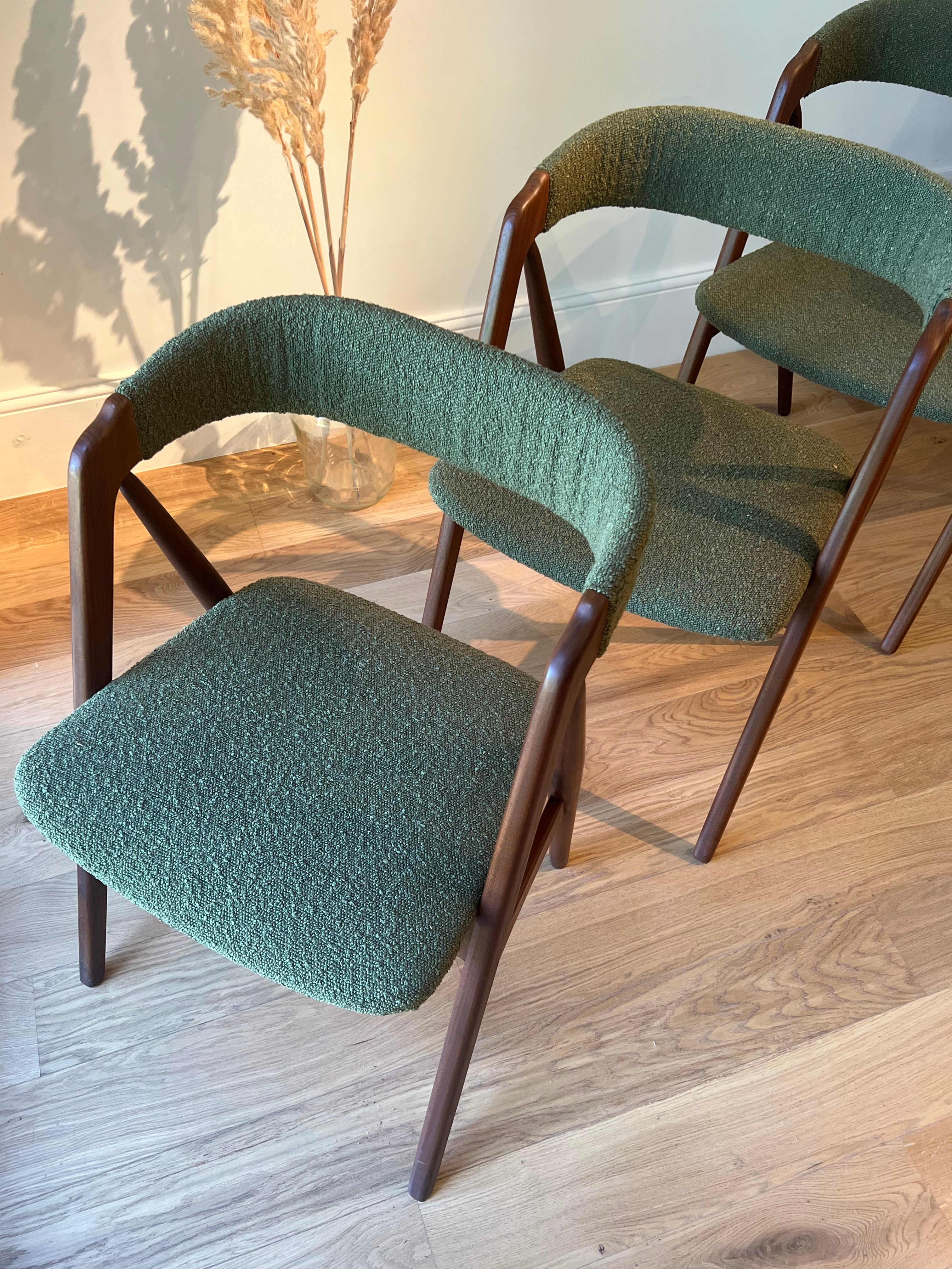 Chaise scandinave vintage modèle 205 « Christina » par T. Harlev pour Farstrup Møbler (8 chaises disponibles)