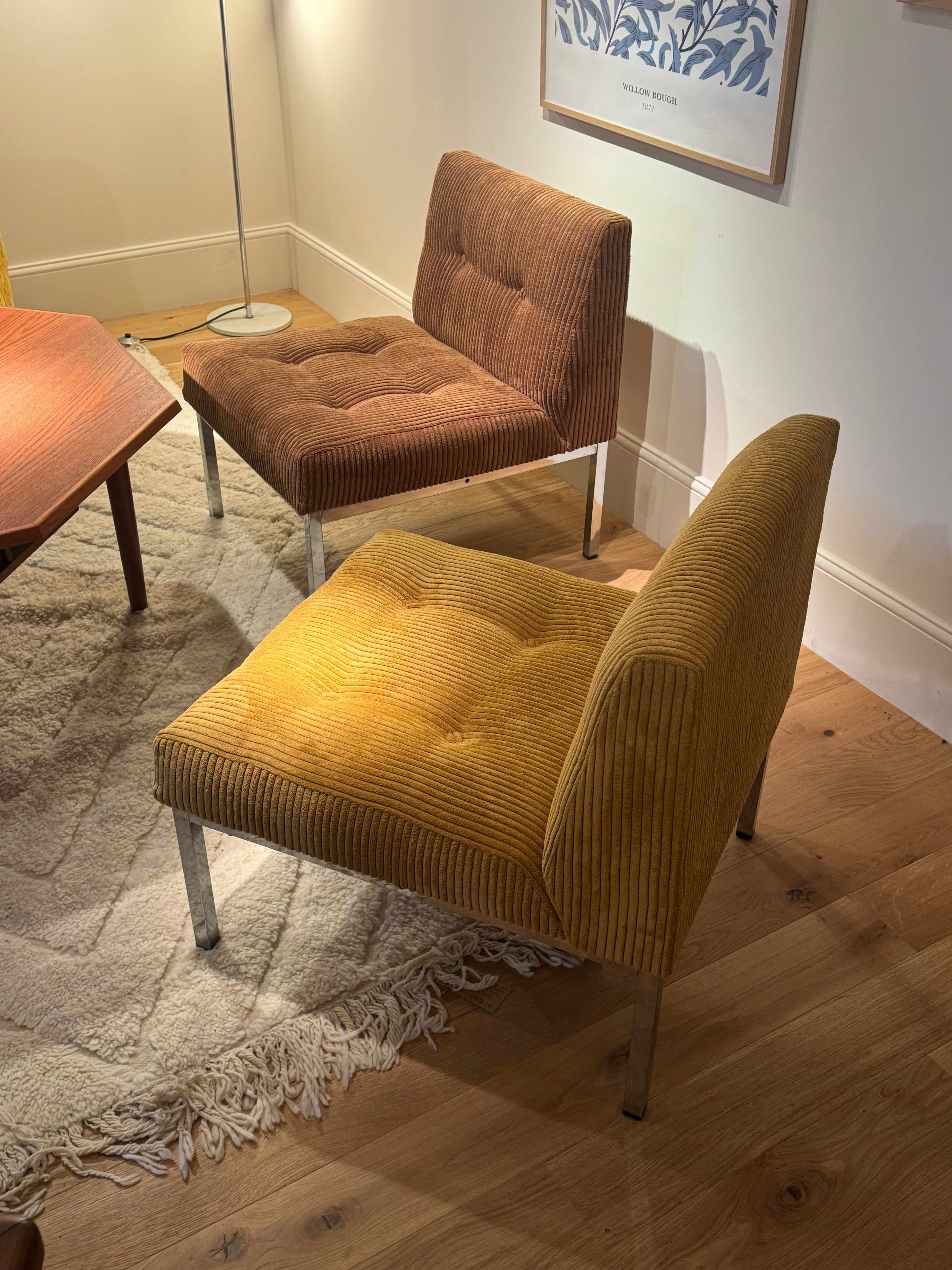 Chauffeuses modernistes vintage