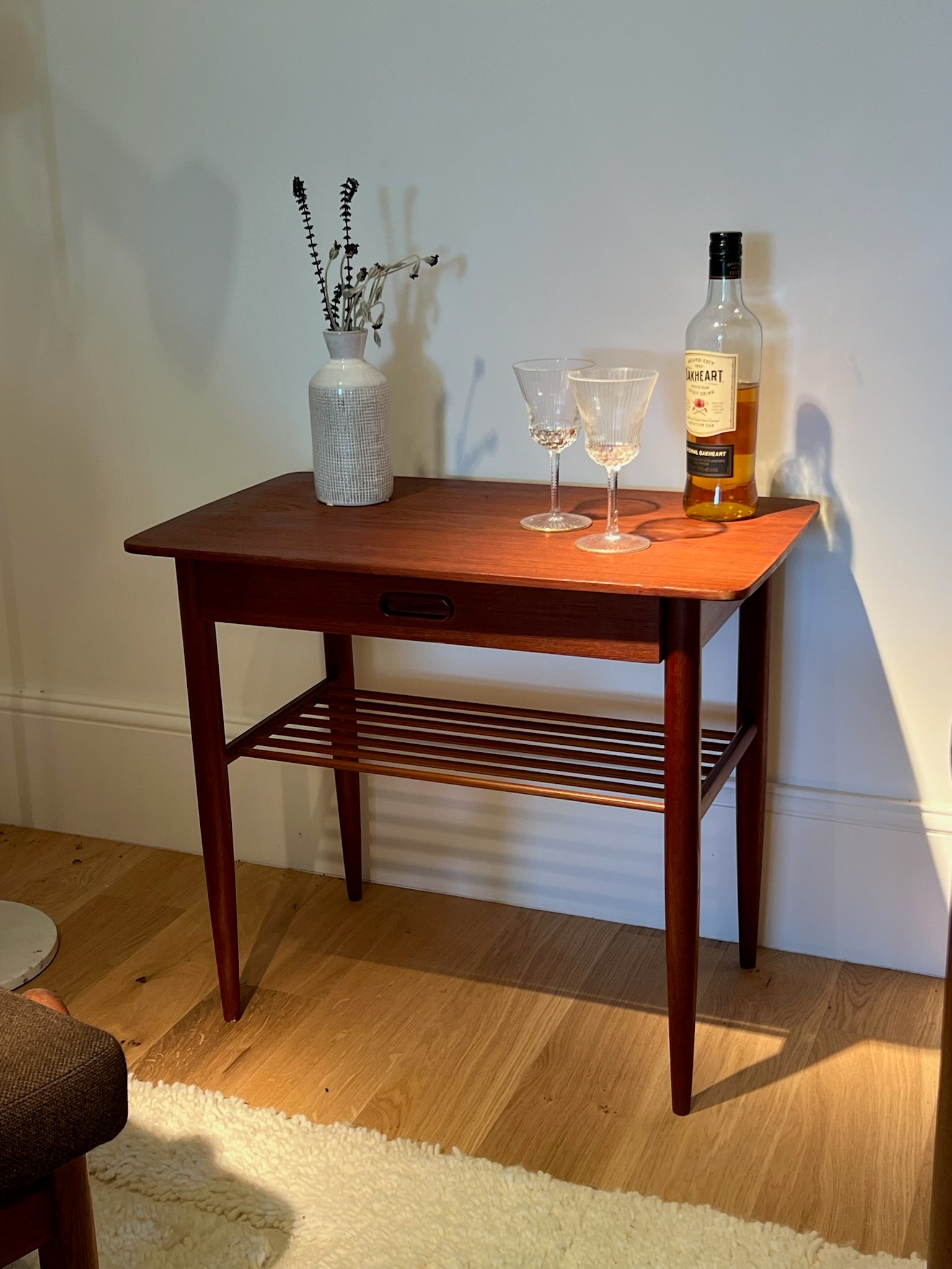 Bout de canapé ou table de chevet scandinave "Troels" - années 1960