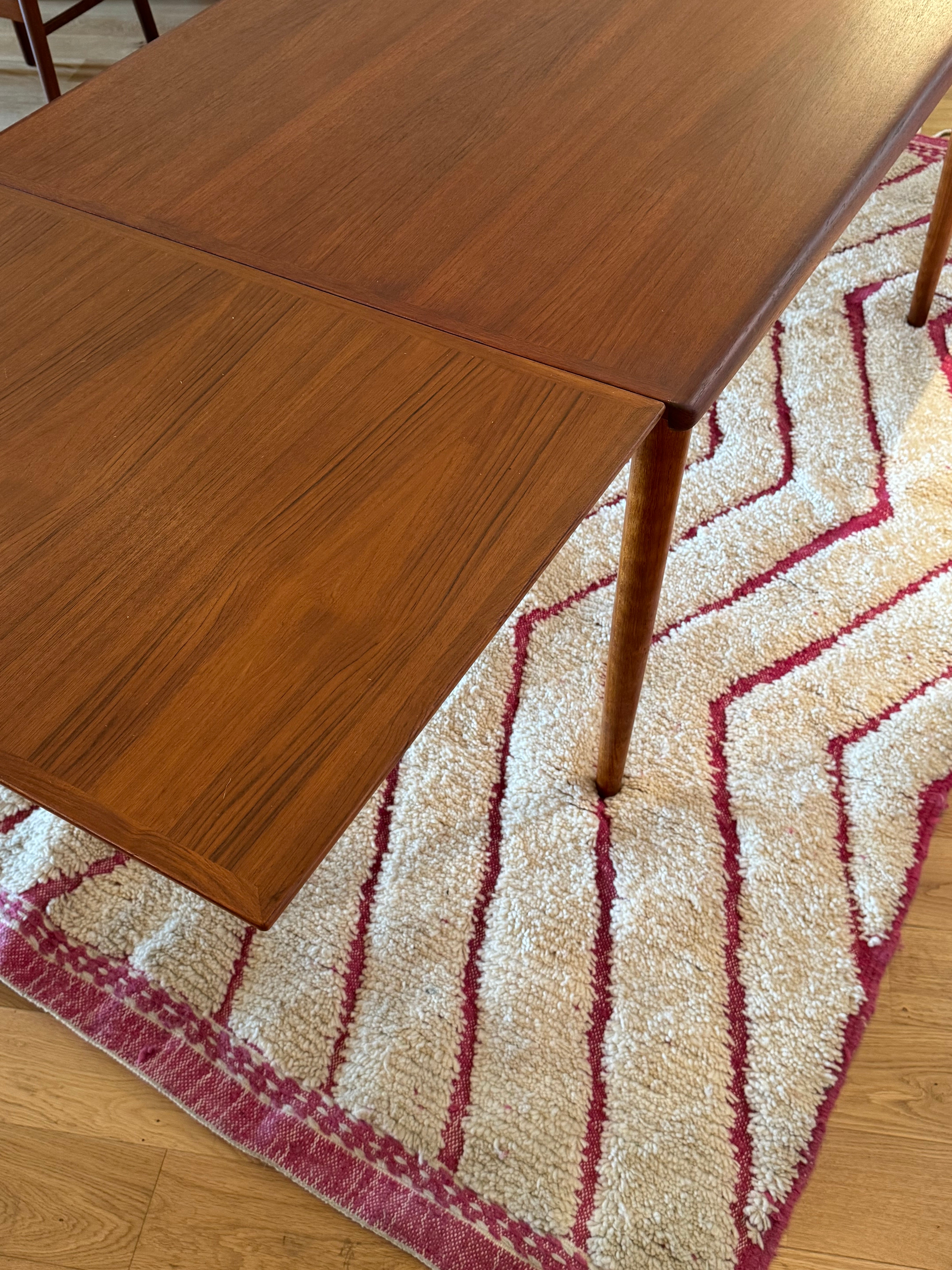 Table de salle à manger scandinave vintage Samcom extensible en teck – Années 1960