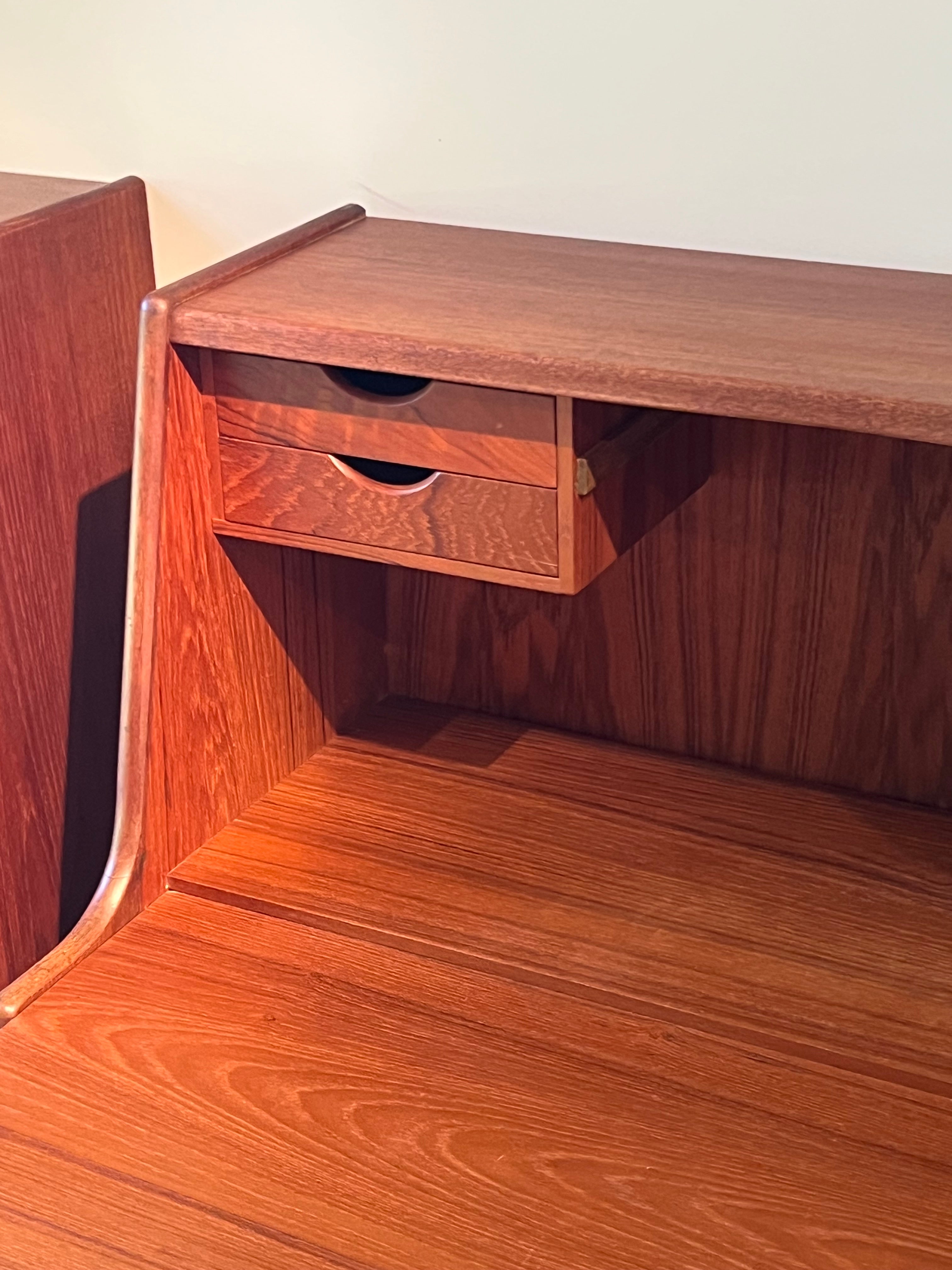Secrétaire vintage scandinave « Alphonse » – Modèle 37 en teck par Arne Wahl Iversen pour Vinde Møbelfabrik