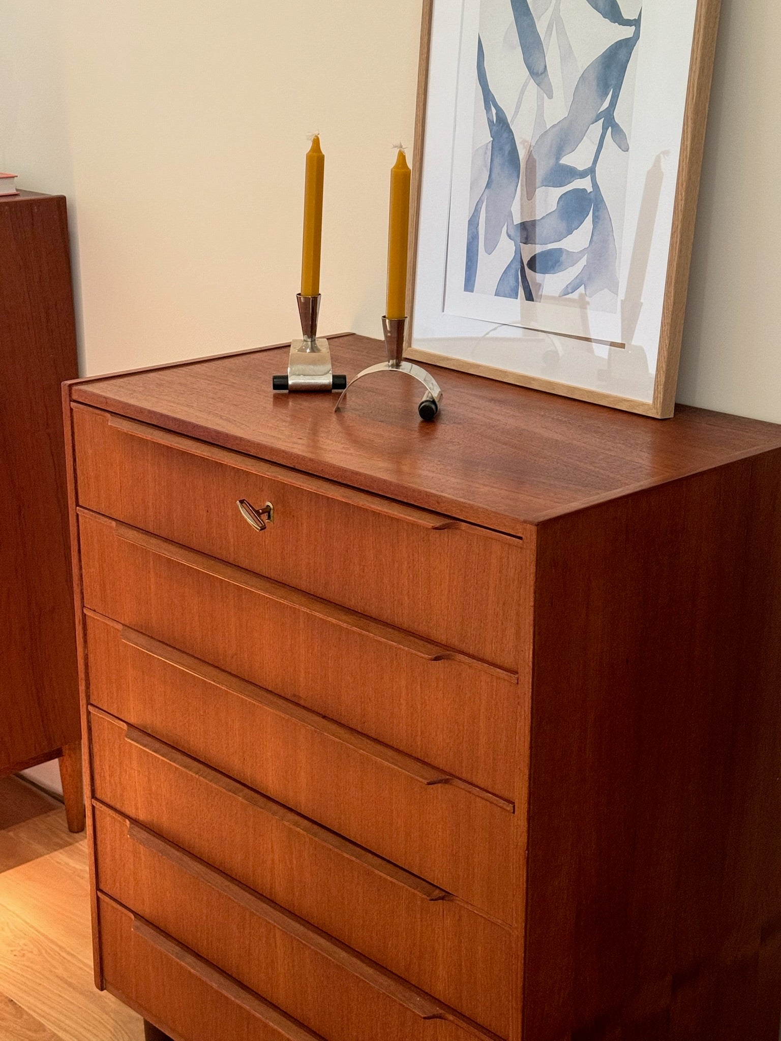 Commode scandinave vintage en teck « Lumi »