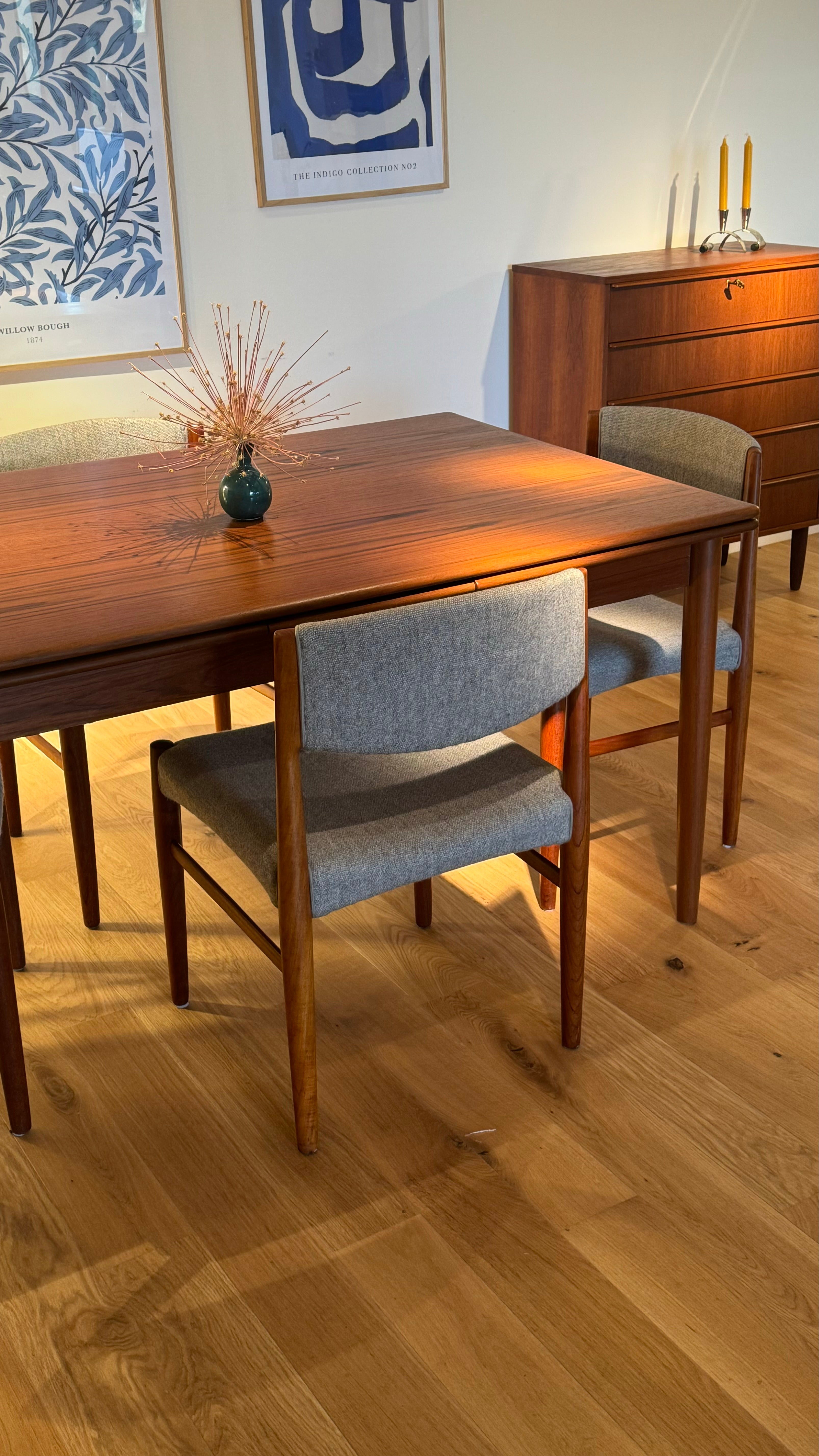 Table de salle à manger vintage scandinave en teck "Lovisa"