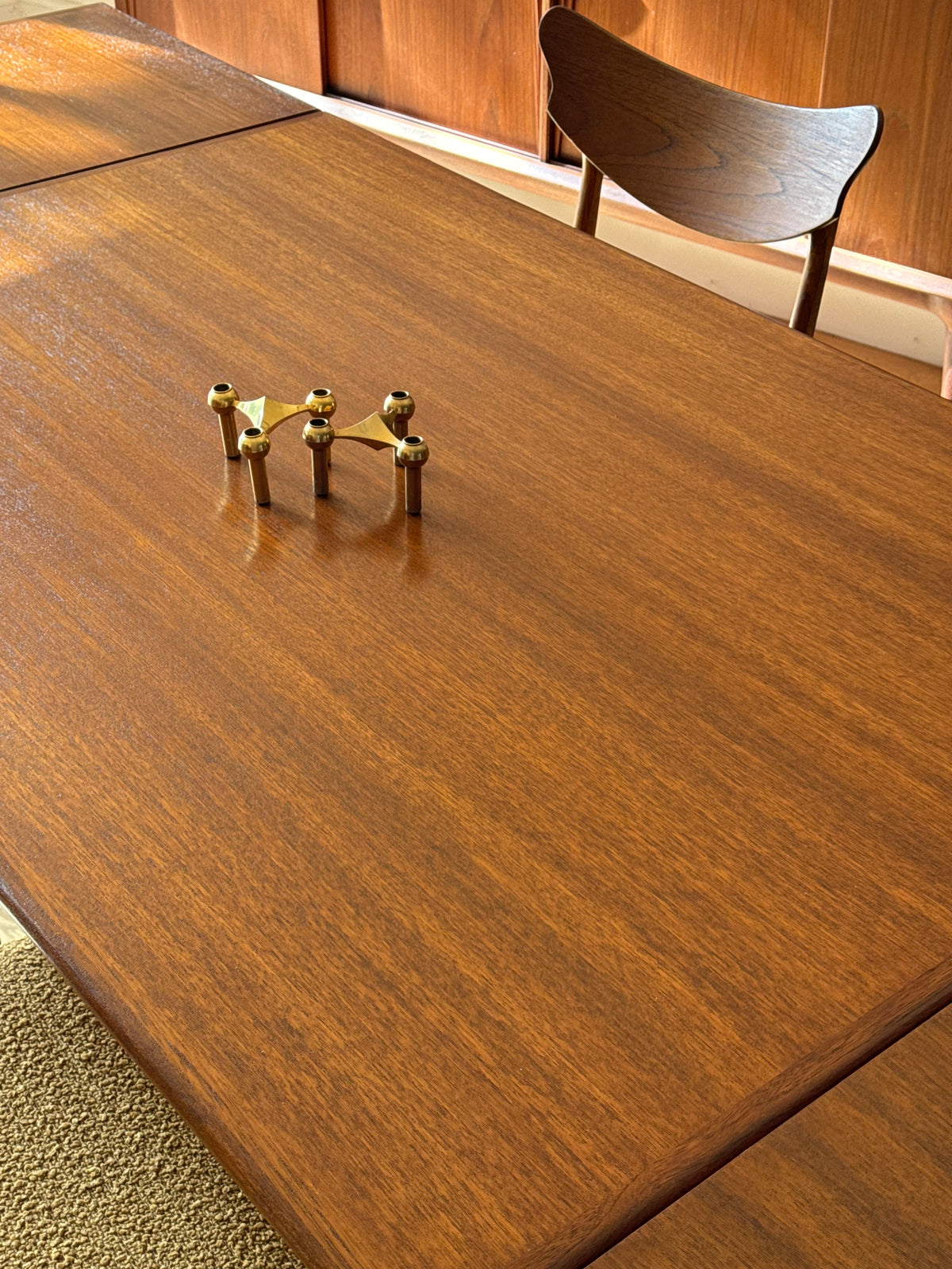 Table scandinave vintage extensible« Ilde » en teck