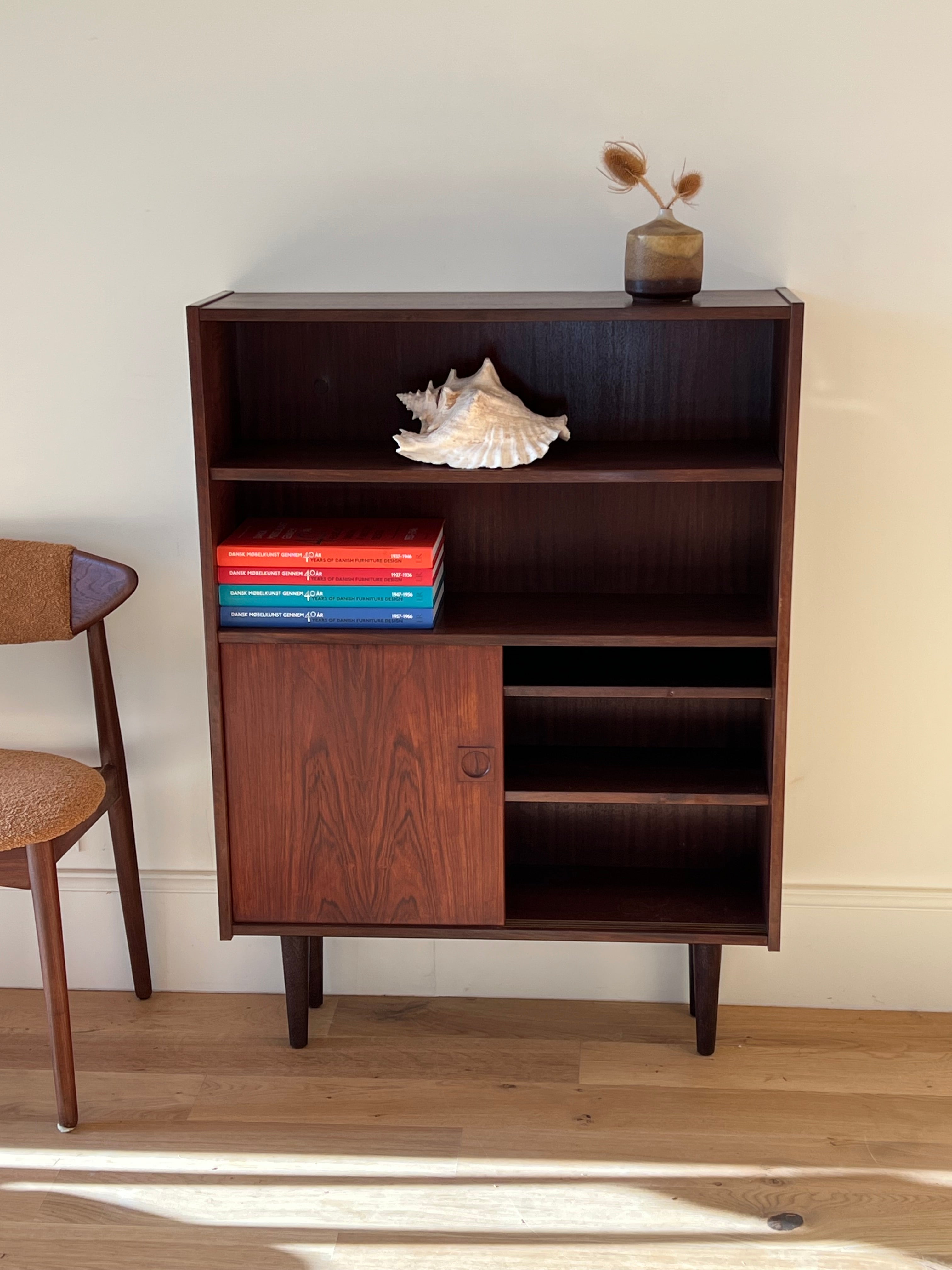 Bibliothèque scandinave vintage en palissandre "Clara"