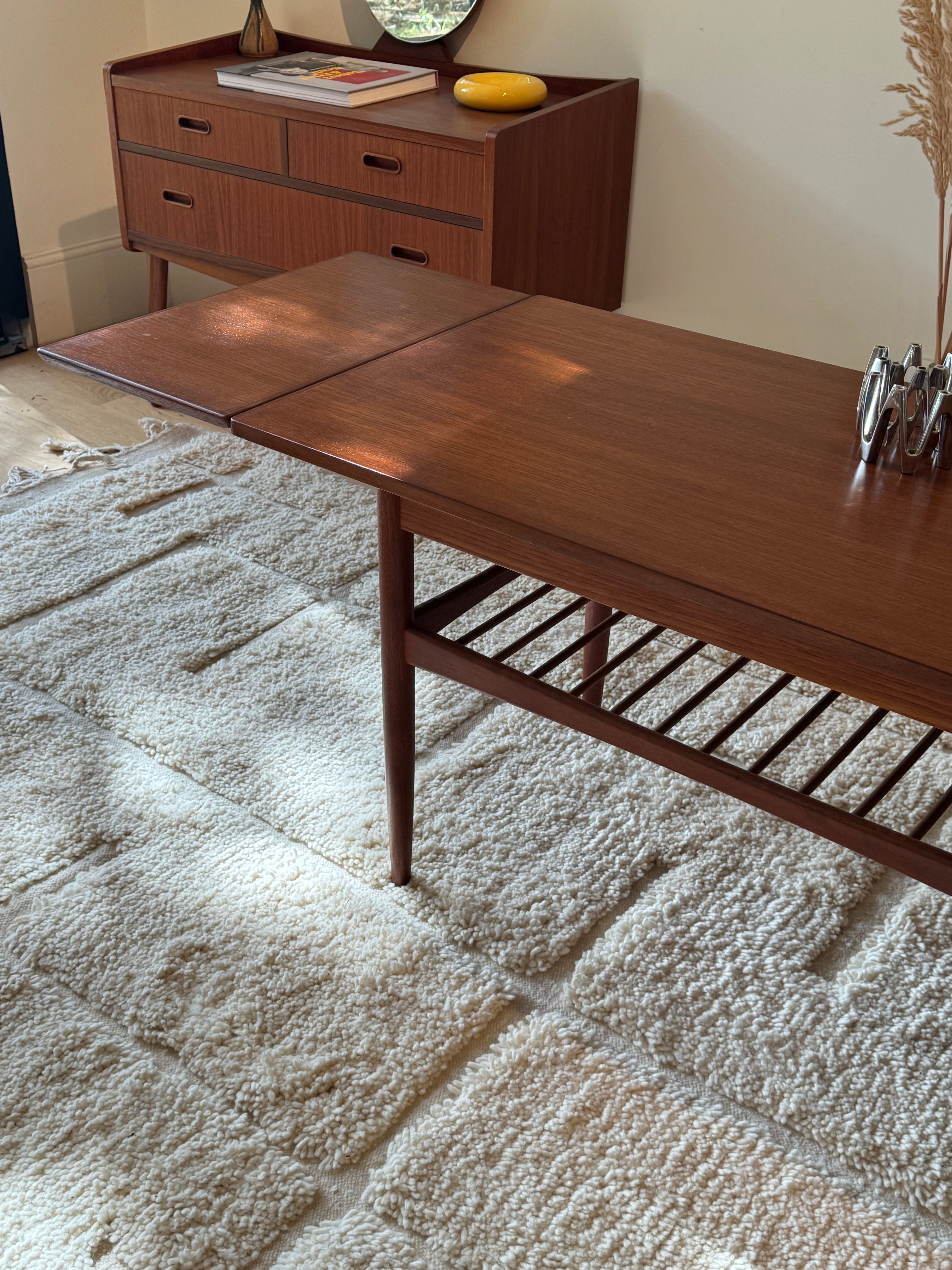 Table basse scandinave vintage extensible "Aya"