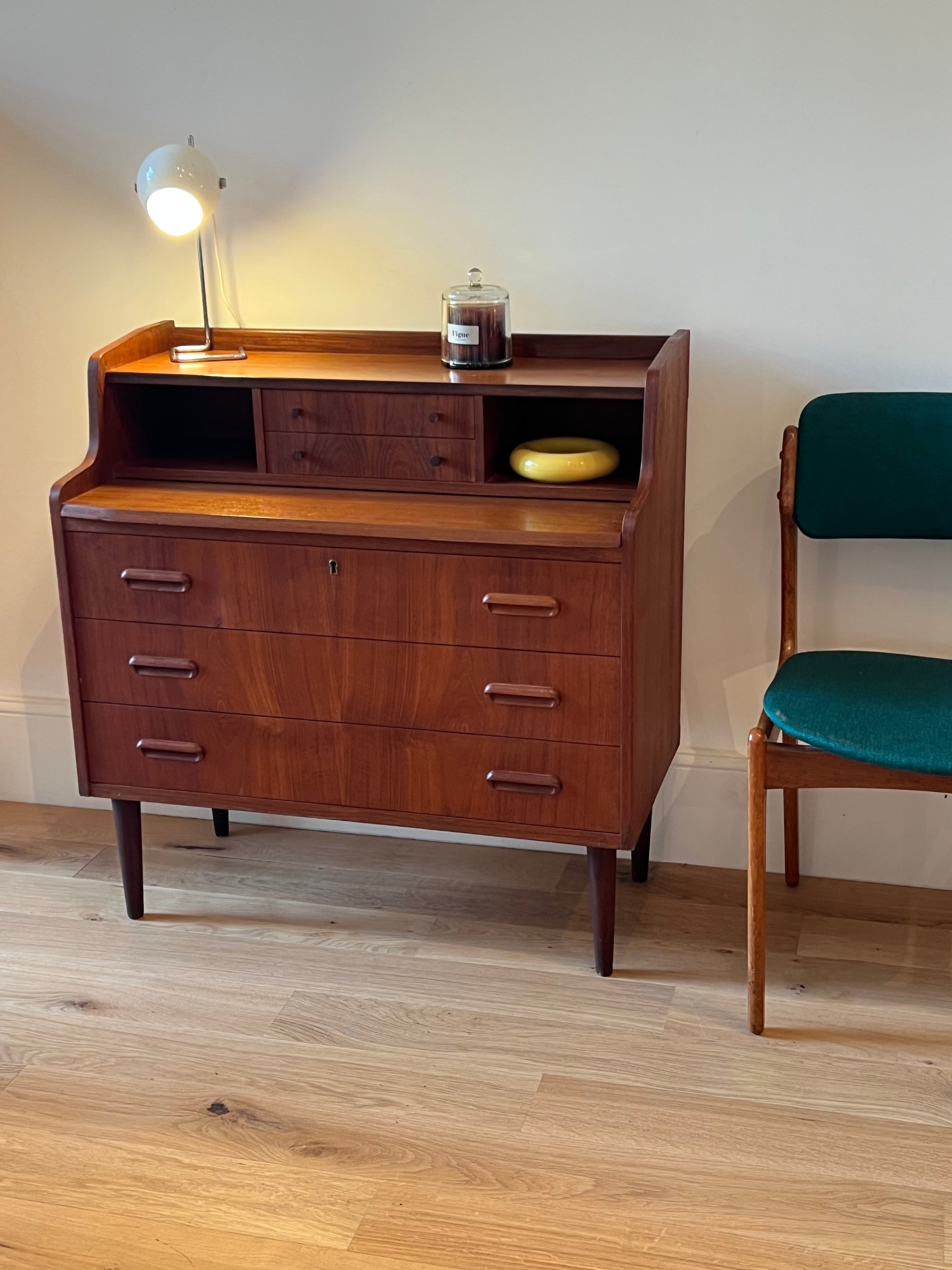 Secrétaire scandinave en teck – « Alrik » – Années 60