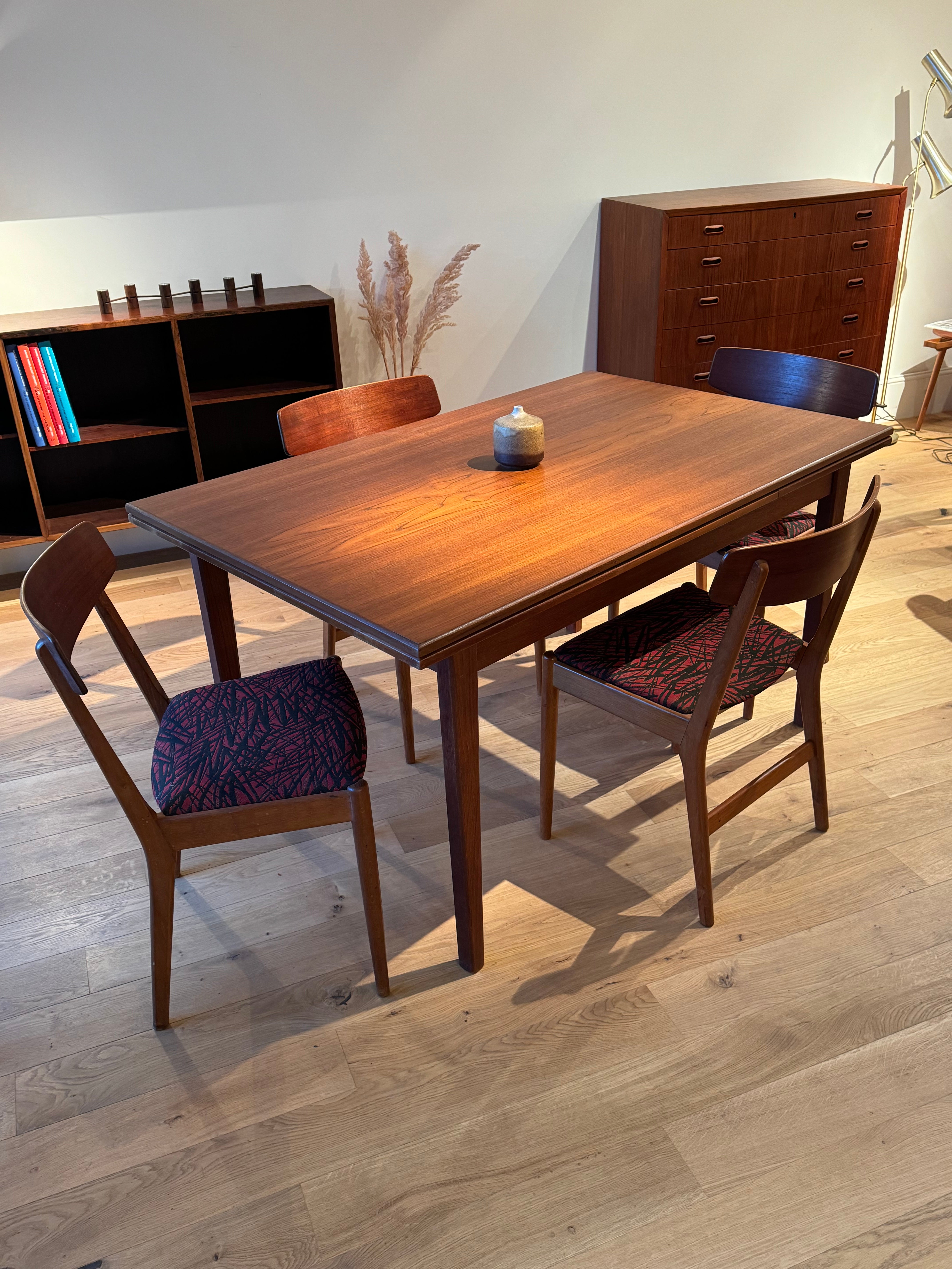 Suite de 4 chaises scandinave vintage "Virta"