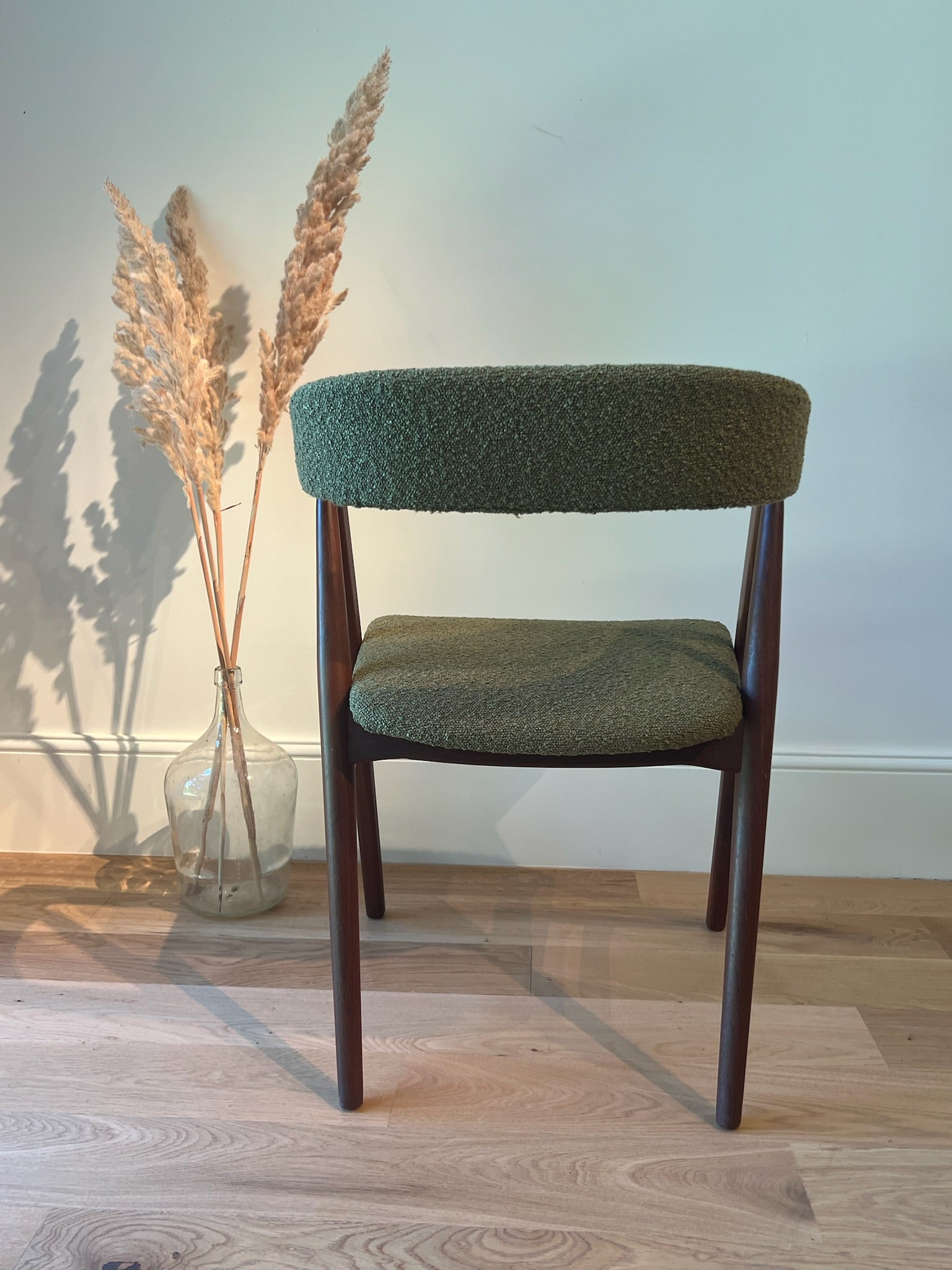 Pré-Commande | Chaise scandinave vintage modèle 205 « Christina » personnalisable, par T. Harlev pour Farstrup Møbler