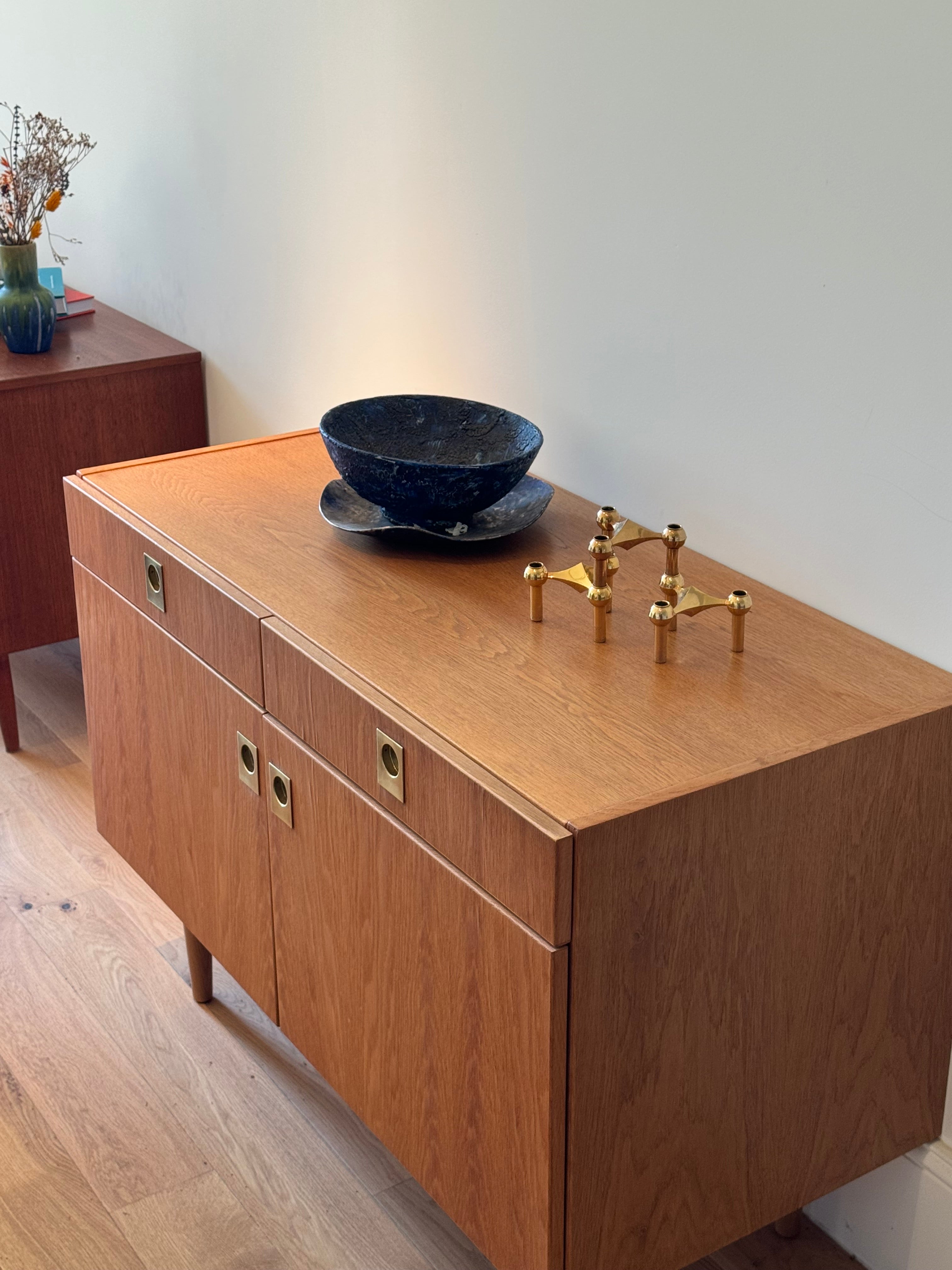 Enfilade scandinave vintage en chêne "Stina"