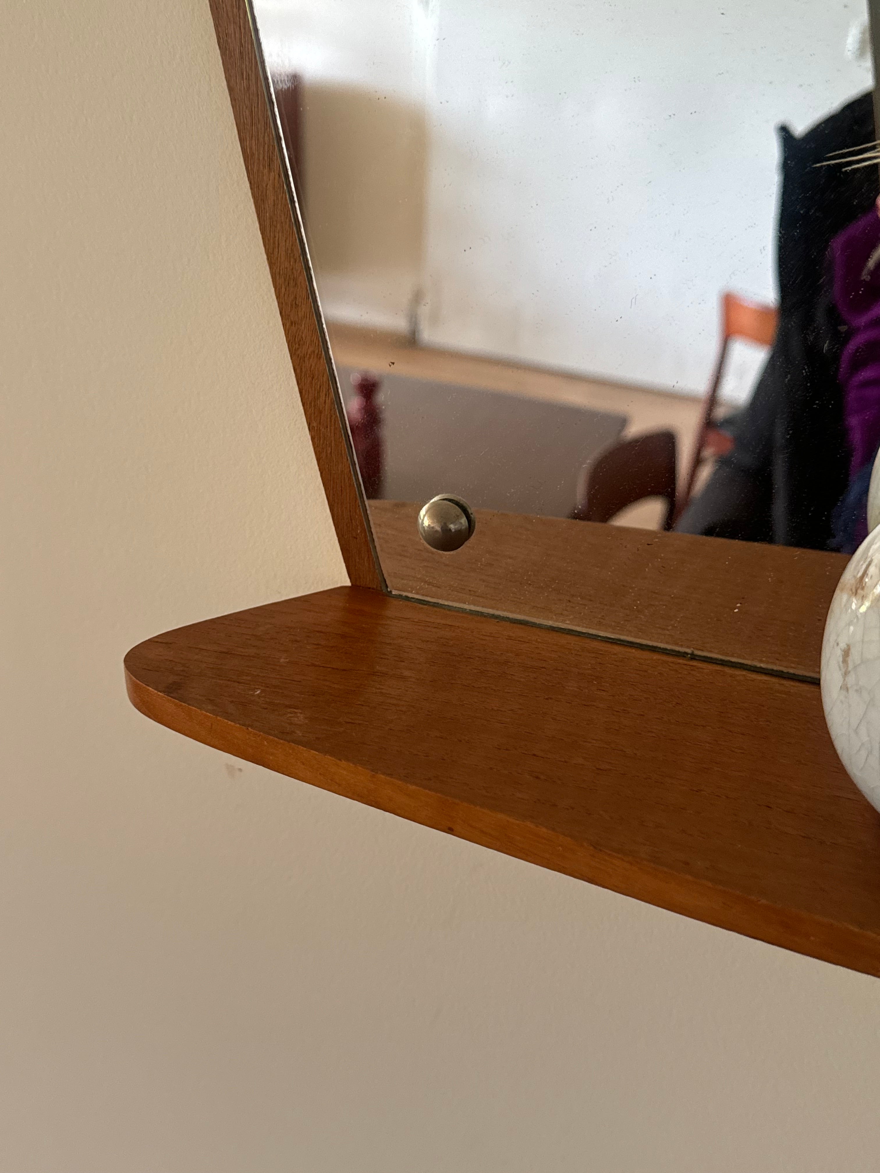 Miroir scandinave vintage en teck avec tablette "Lior"