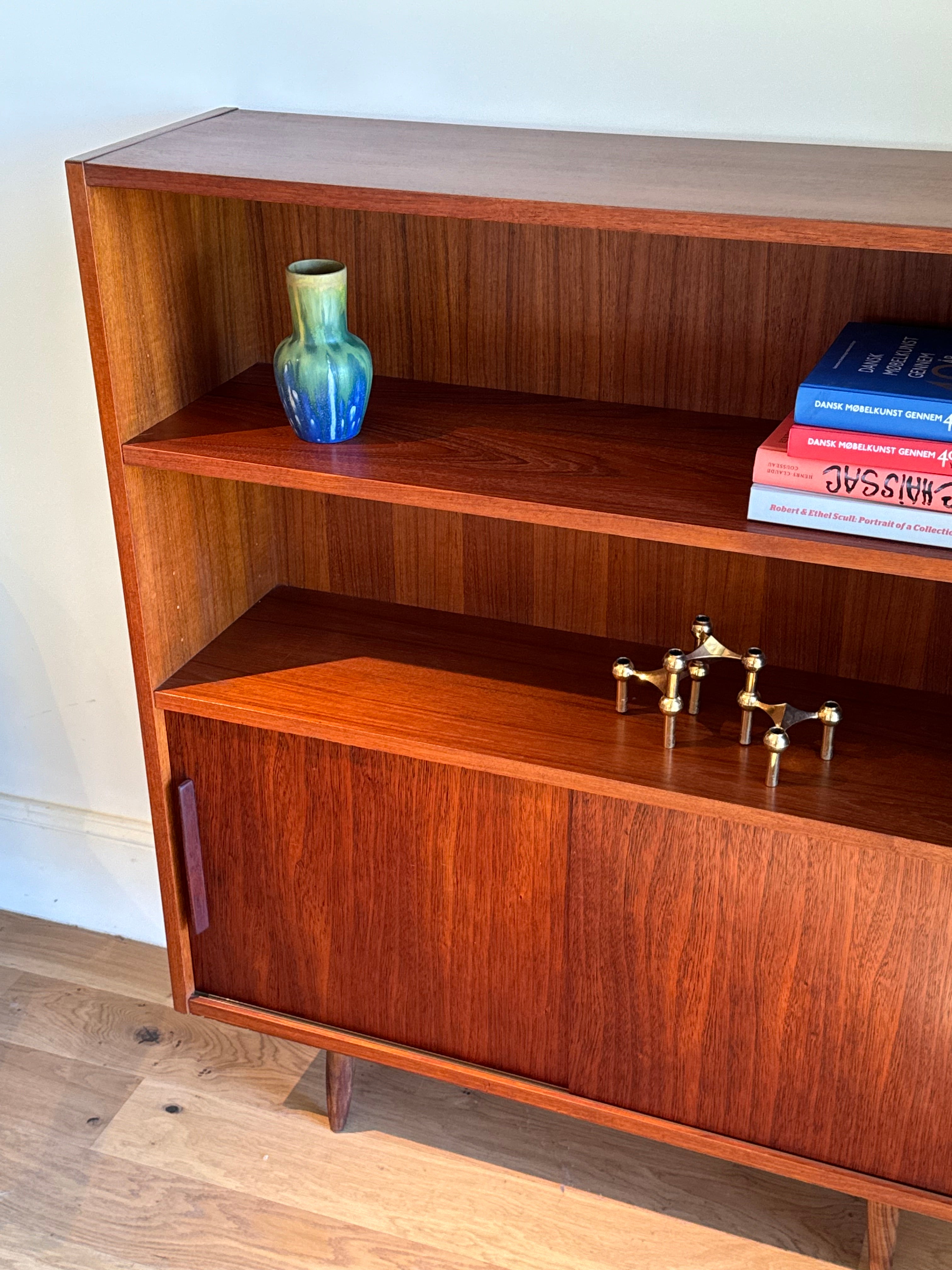 Bibliothèque scandinave vintage en teck "Mads"