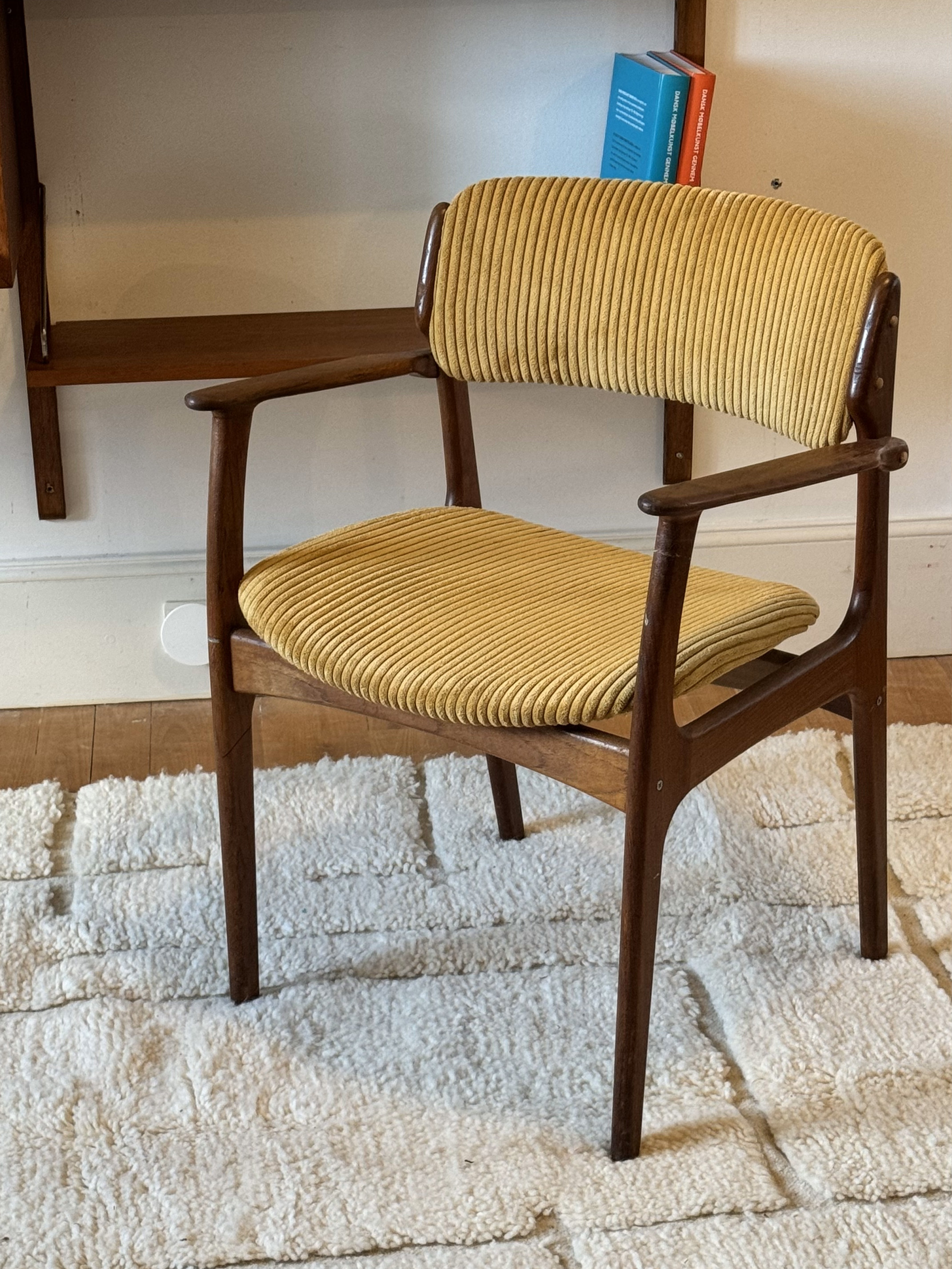 PRÉ-COMMANDE - Chaise scandinave vintage en teck modèle 49 par Erik Buch pour O.D Mobler
