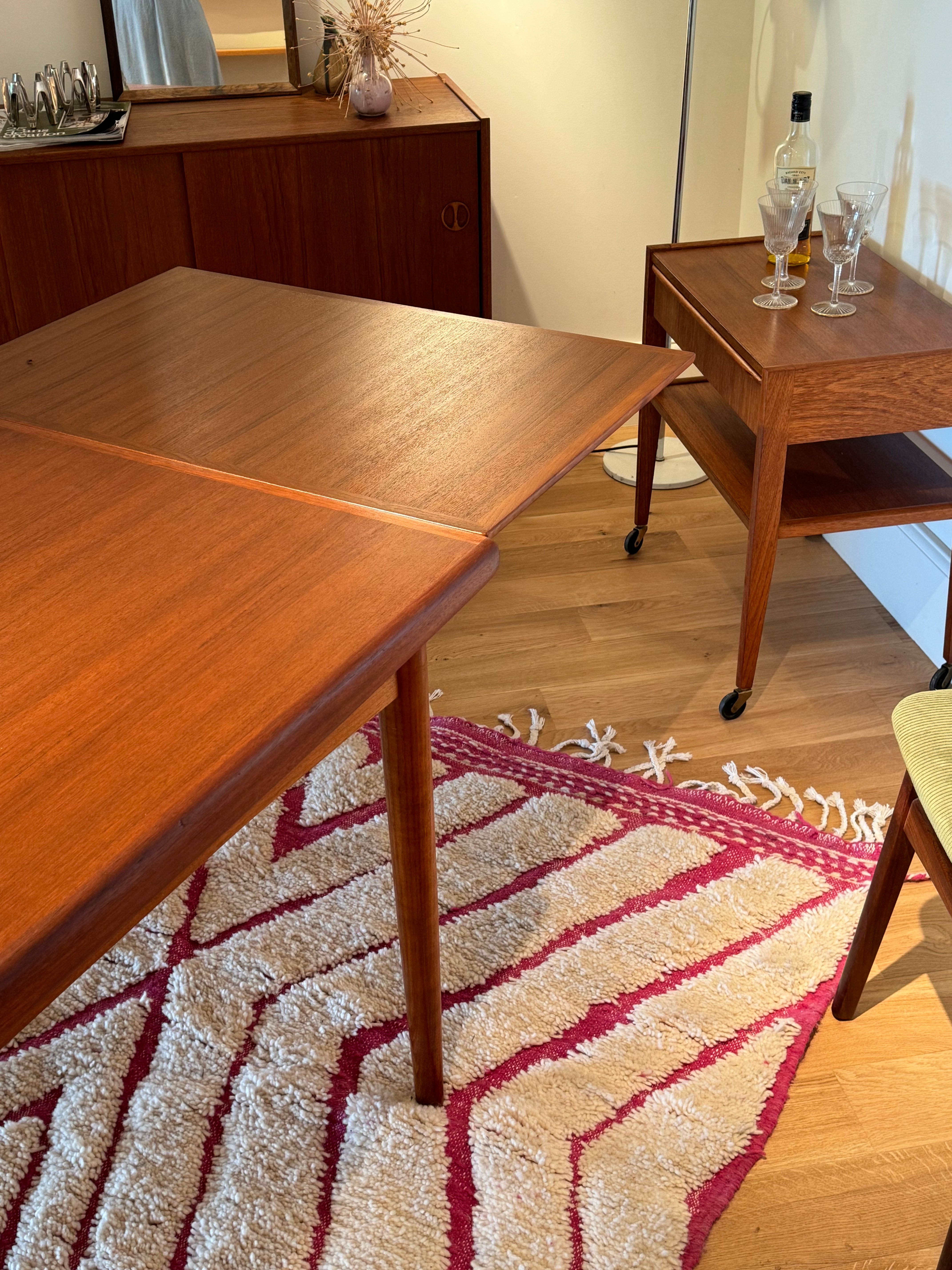 Table de salle à manger scandinave vintage Samcom extensible en teck – Années 1960