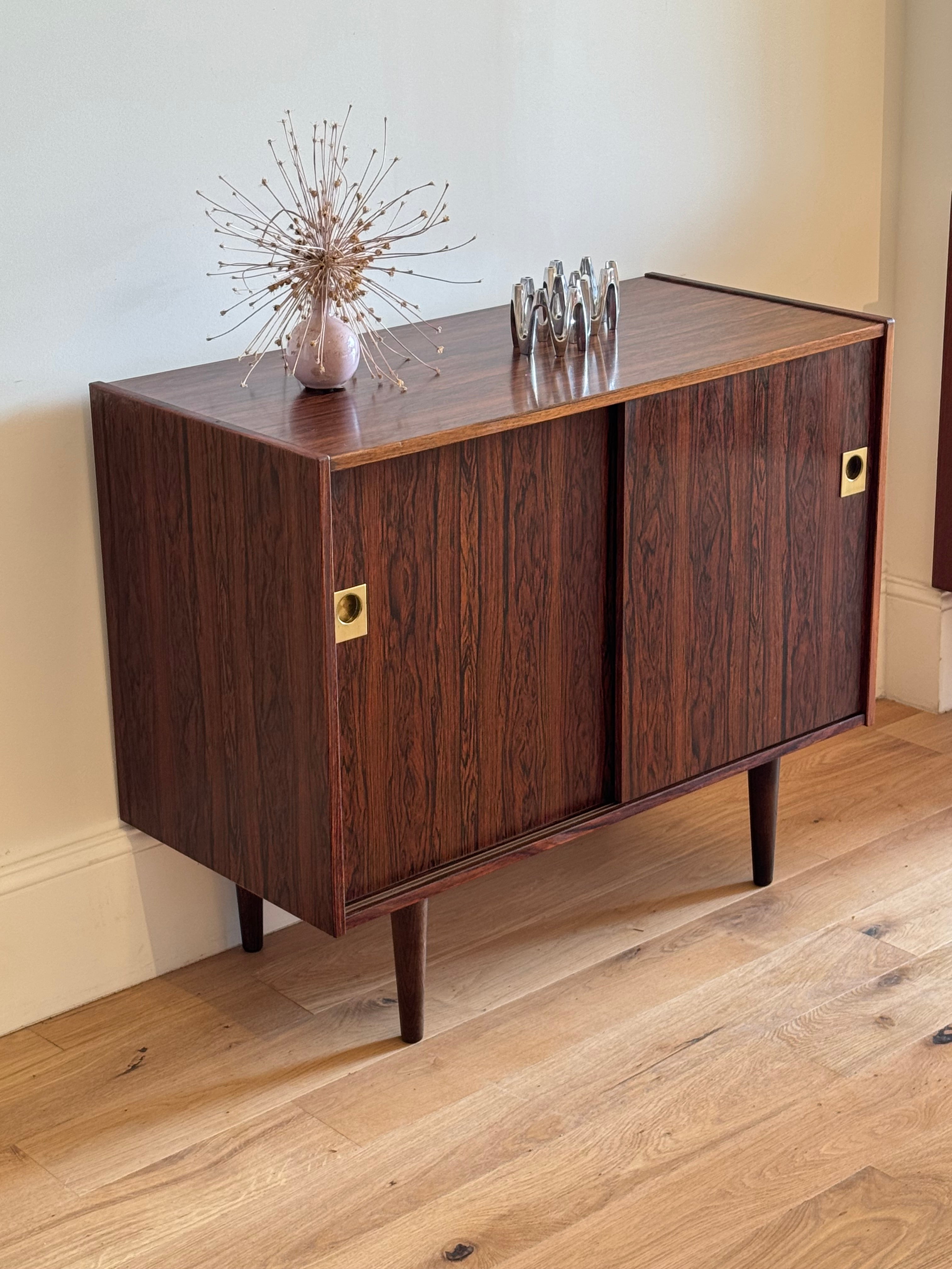 Enfilade scandinave vintage en palissandre "Saffi"