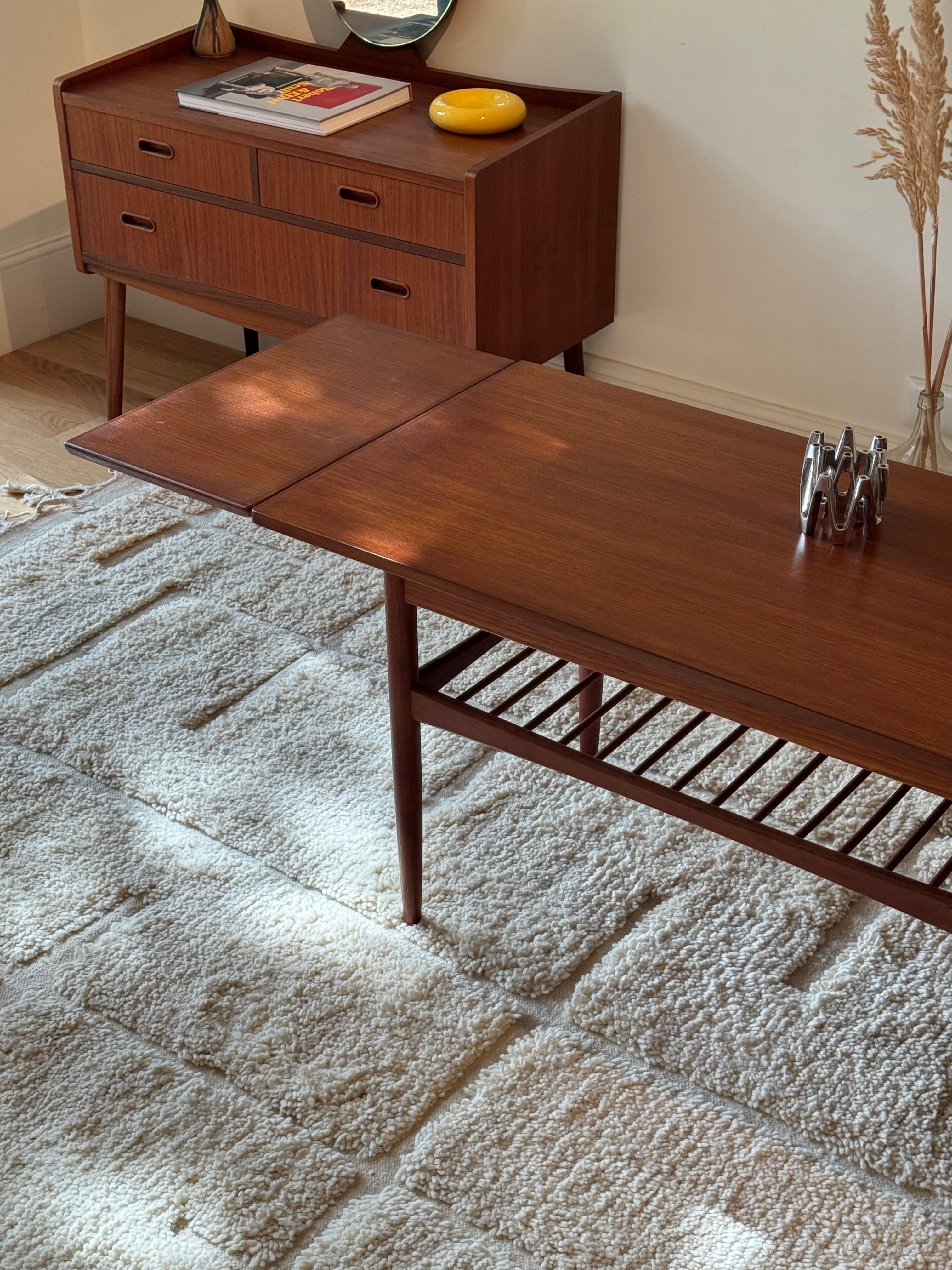 Table basse scandinave vintage extensible "Aya"
