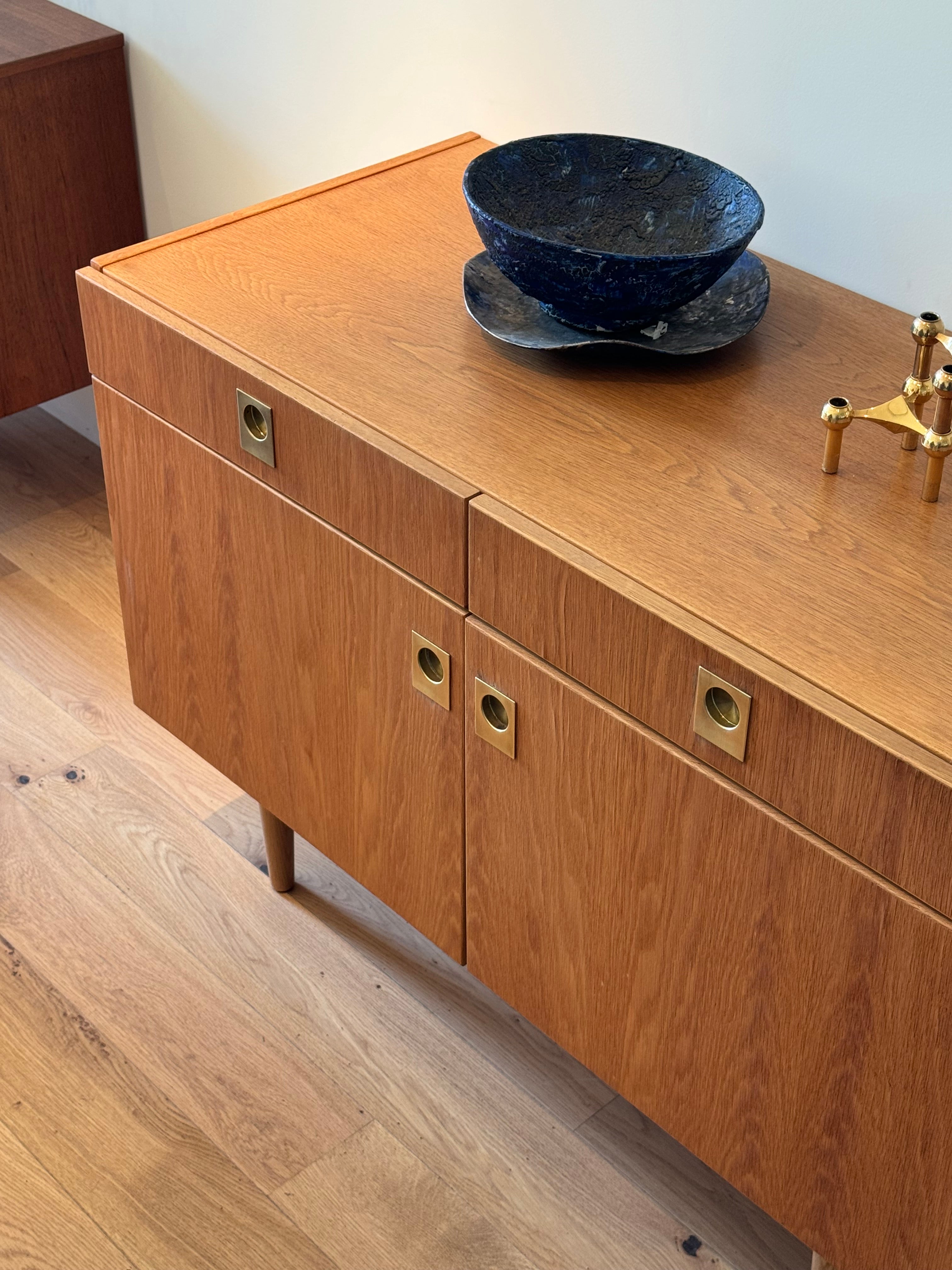 Enfilade scandinave vintage en chêne "Stina"