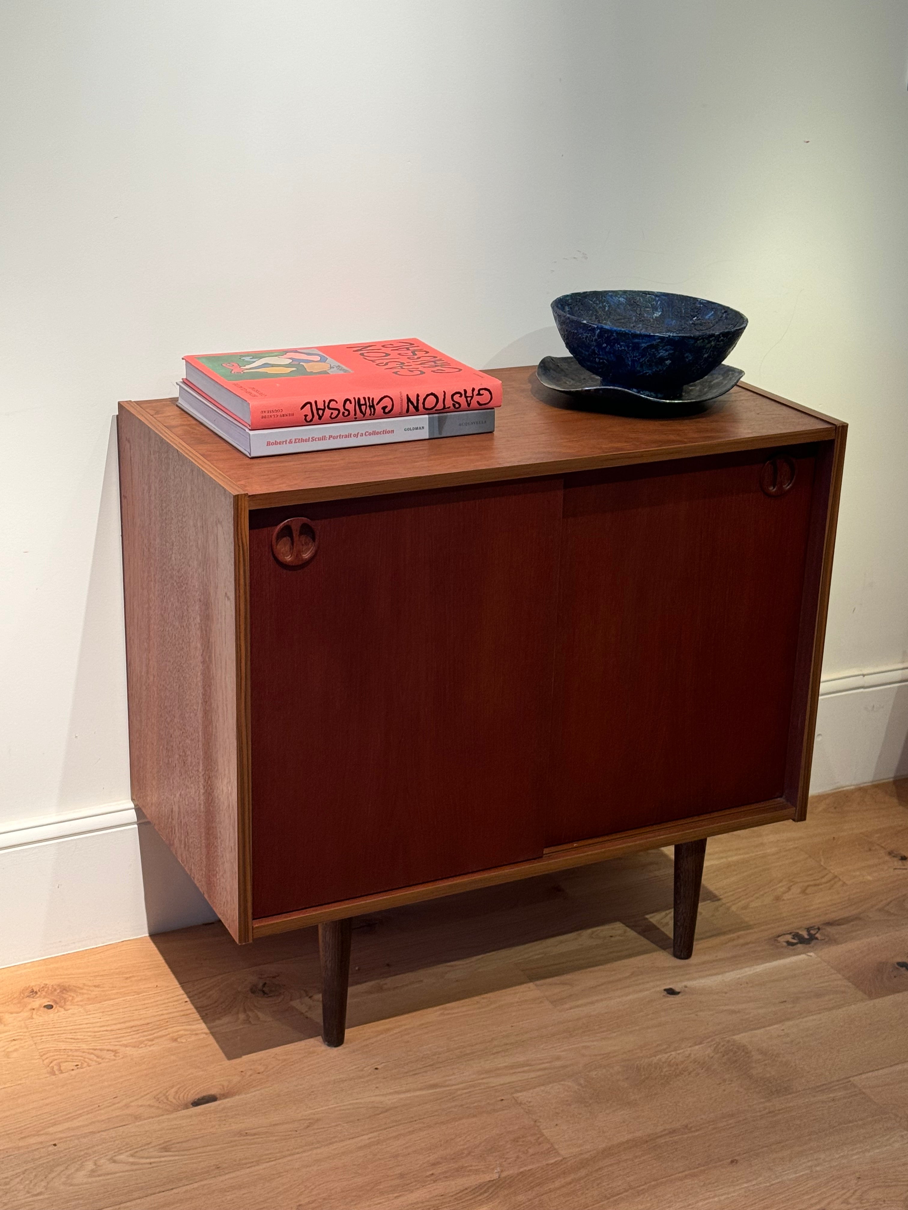 Enfilade scandinave vintage en teck "Urda"