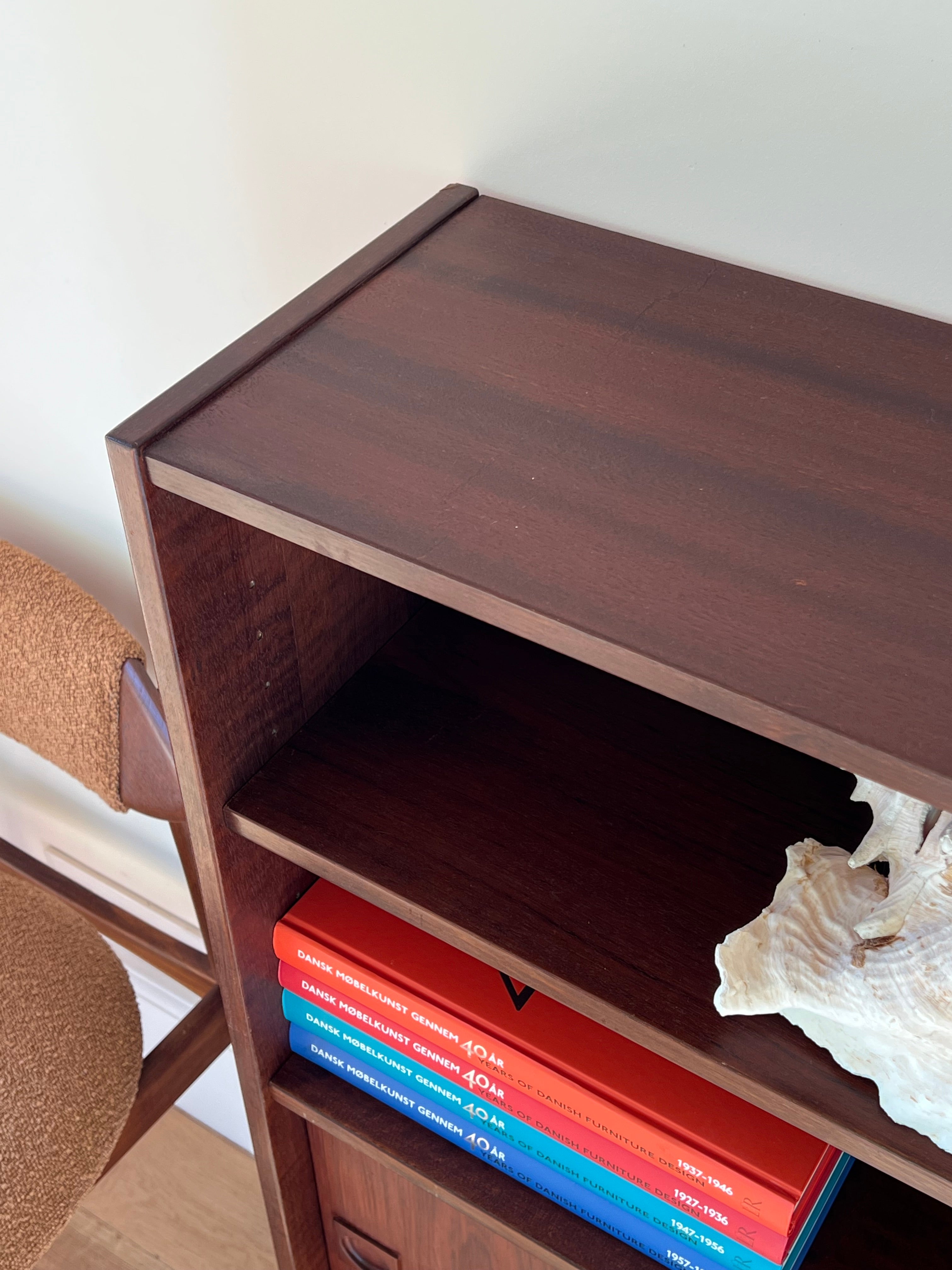 Bibliothèque scandinave vintage en palissandre "Clara"