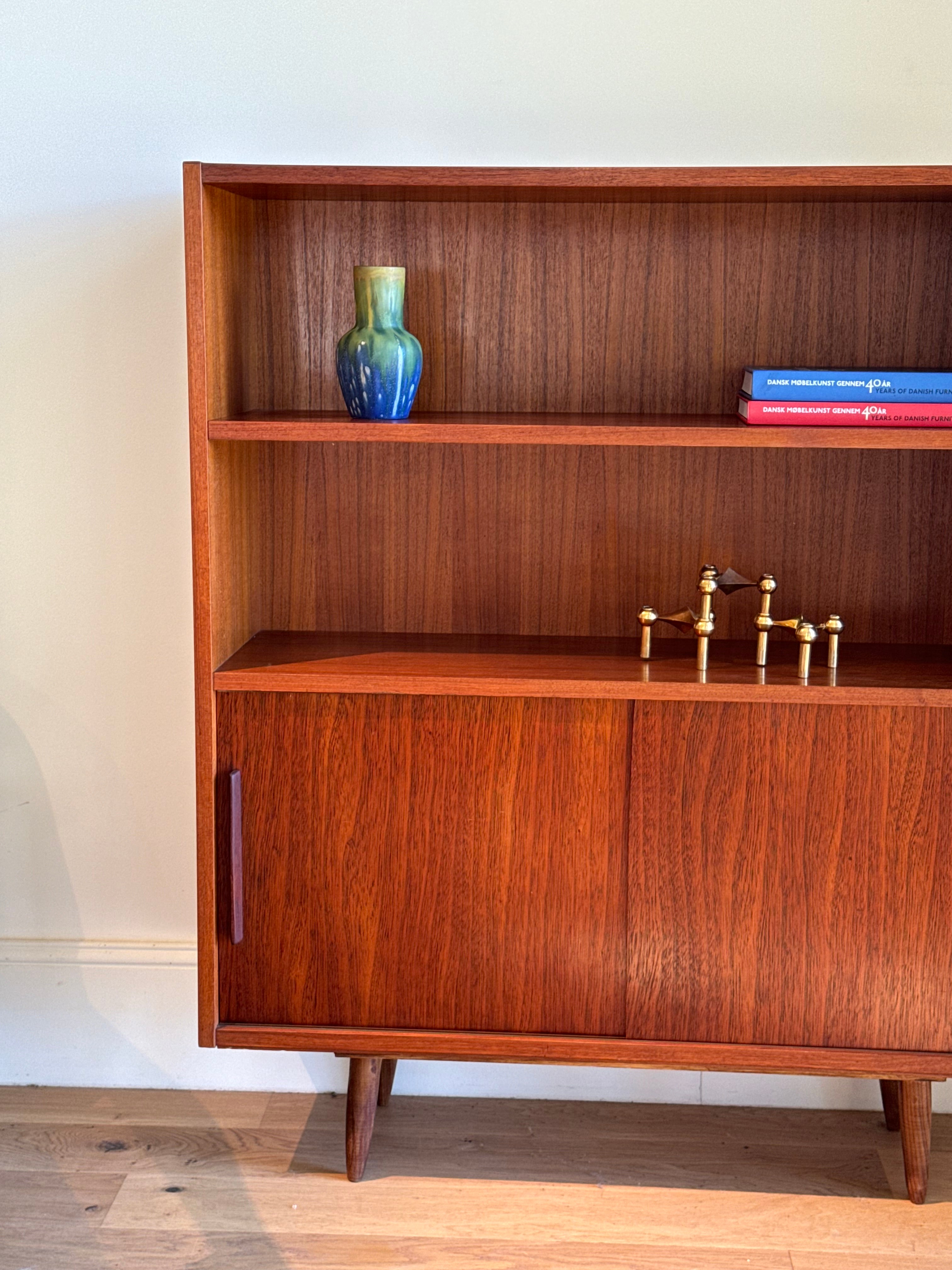 Bibliothèque scandinave vintage en teck "Mads"