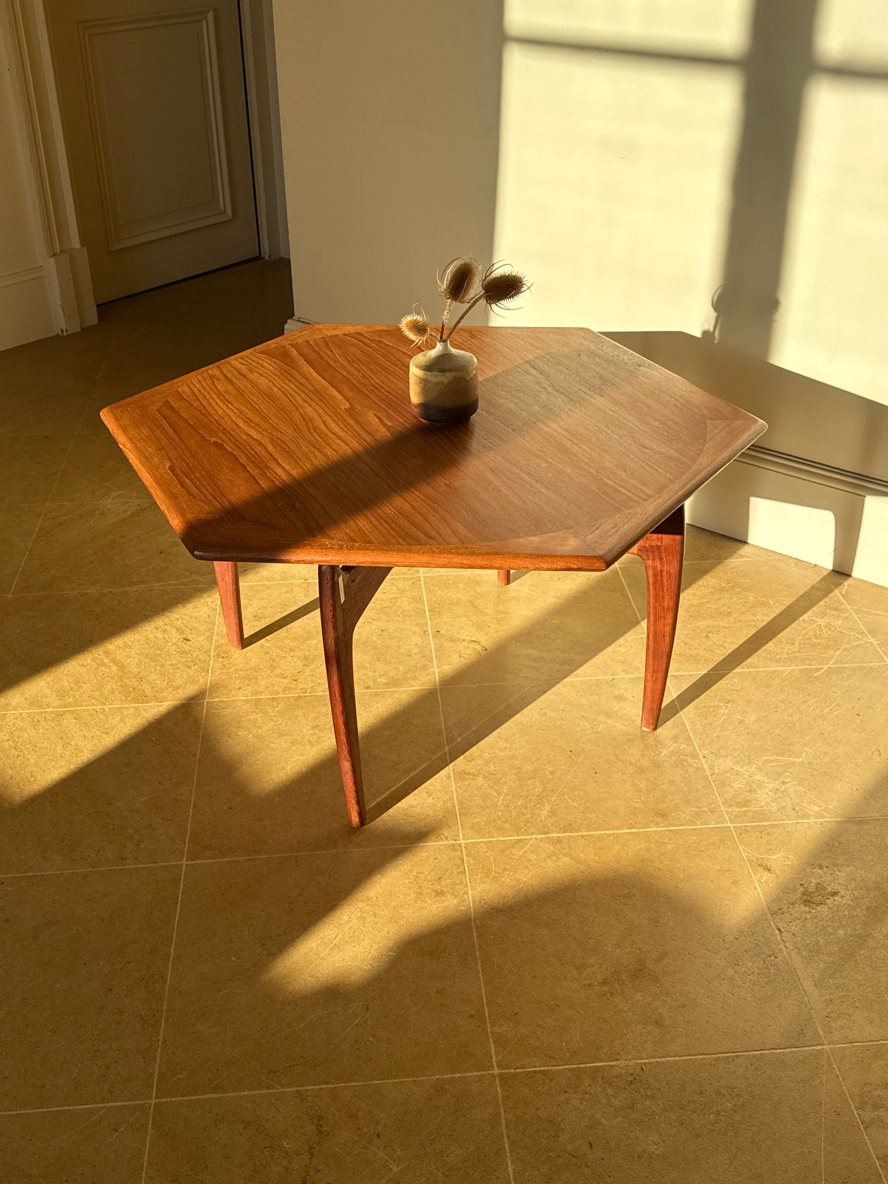 Table basse scandinave vintage en teck « Ursula »