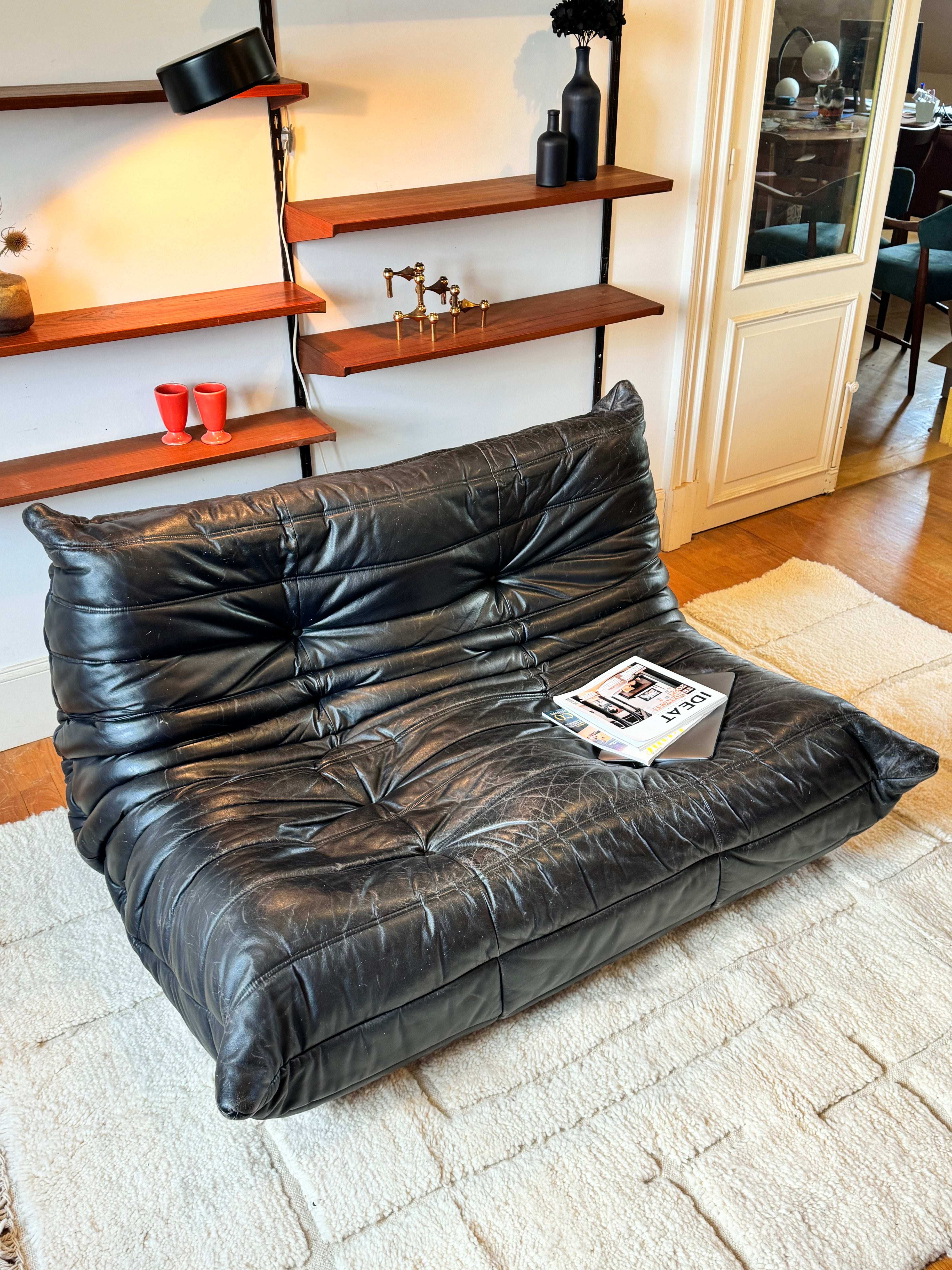 Canapé Togo vintage par Michel Ducaroy pour Ligne Roset en cuir noir