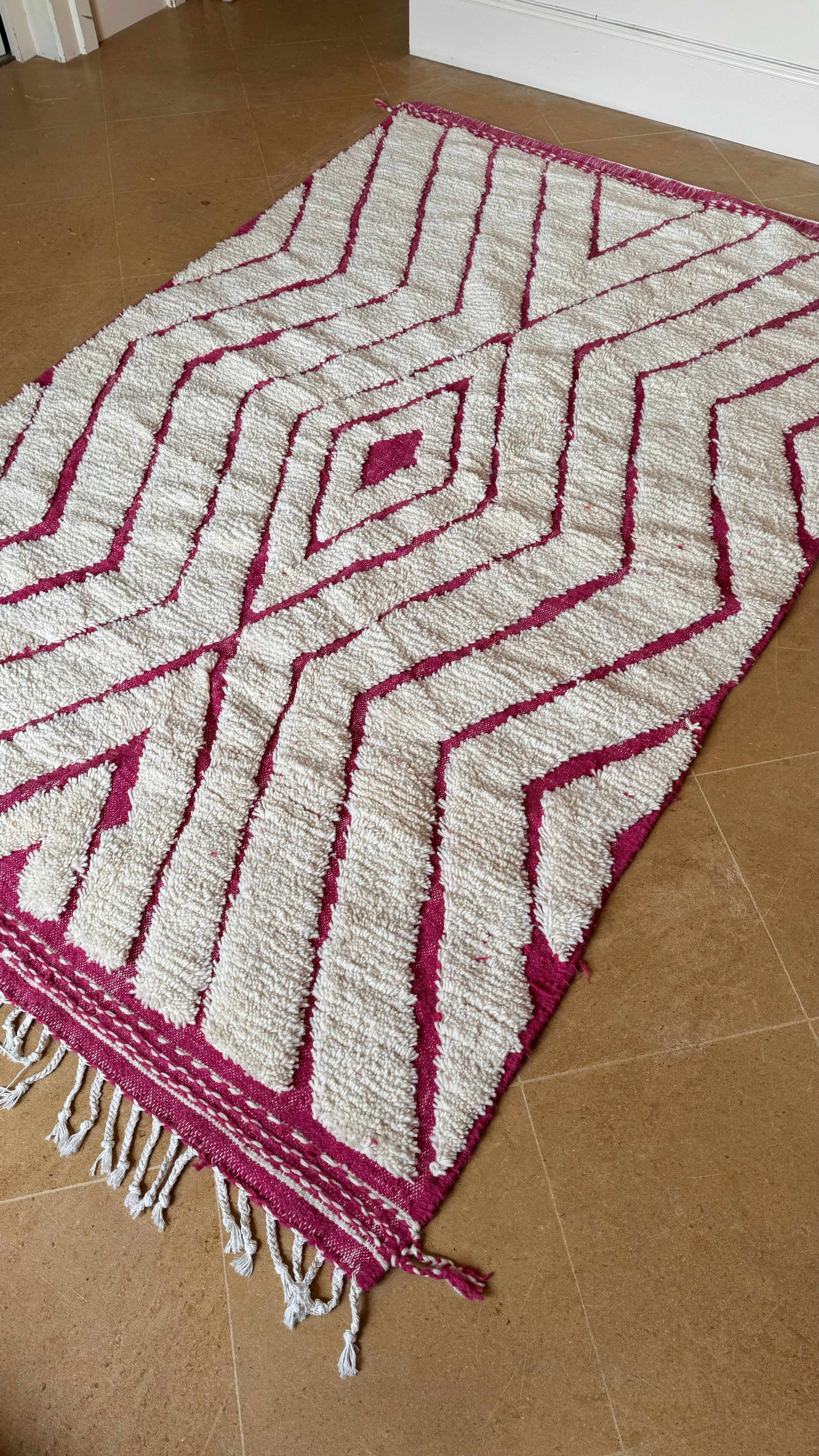 Tapis Beni Ouarain 251 x 157 cm "Nora"
