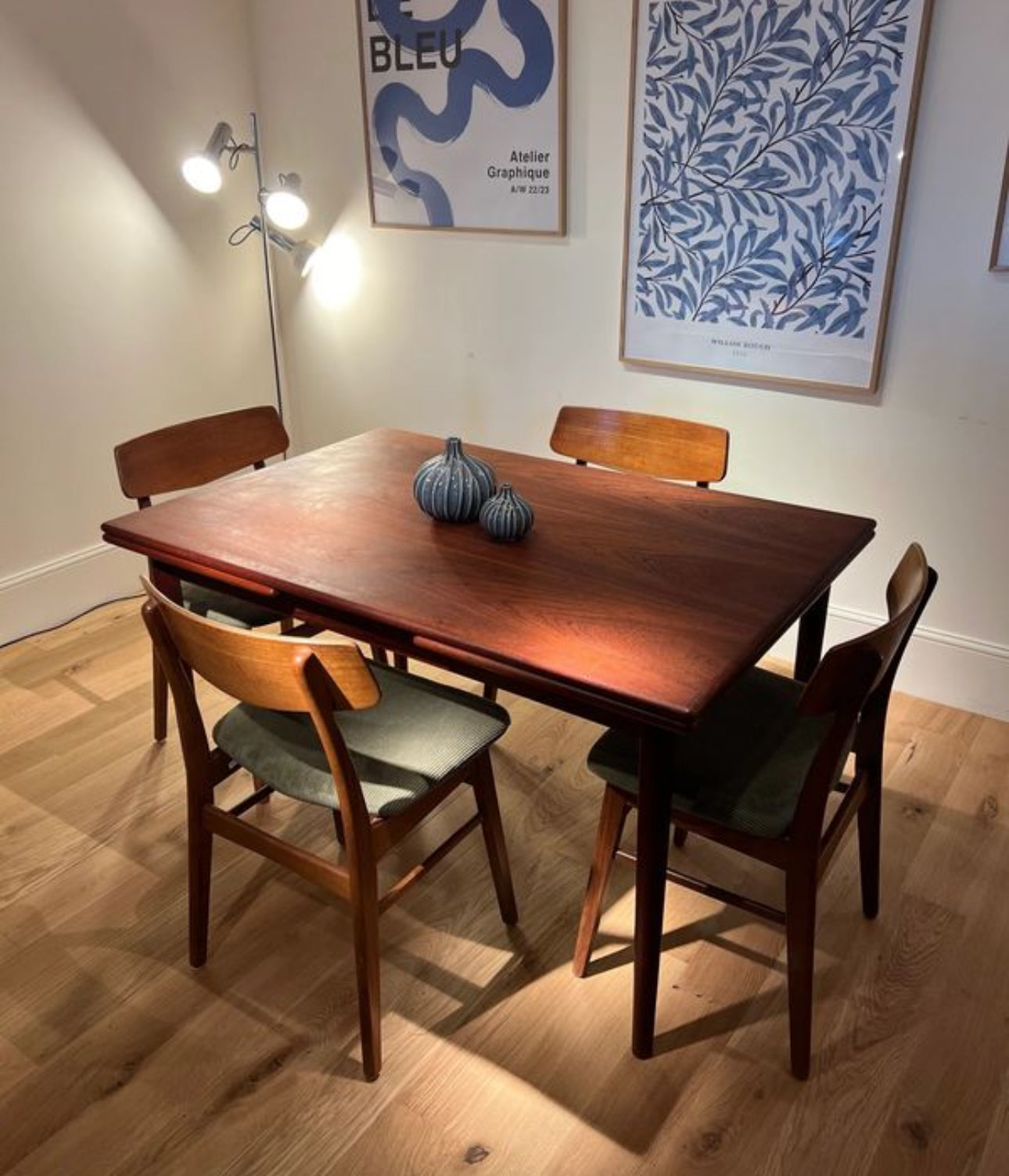 Table scandinave vintage en teck « Myrtle »