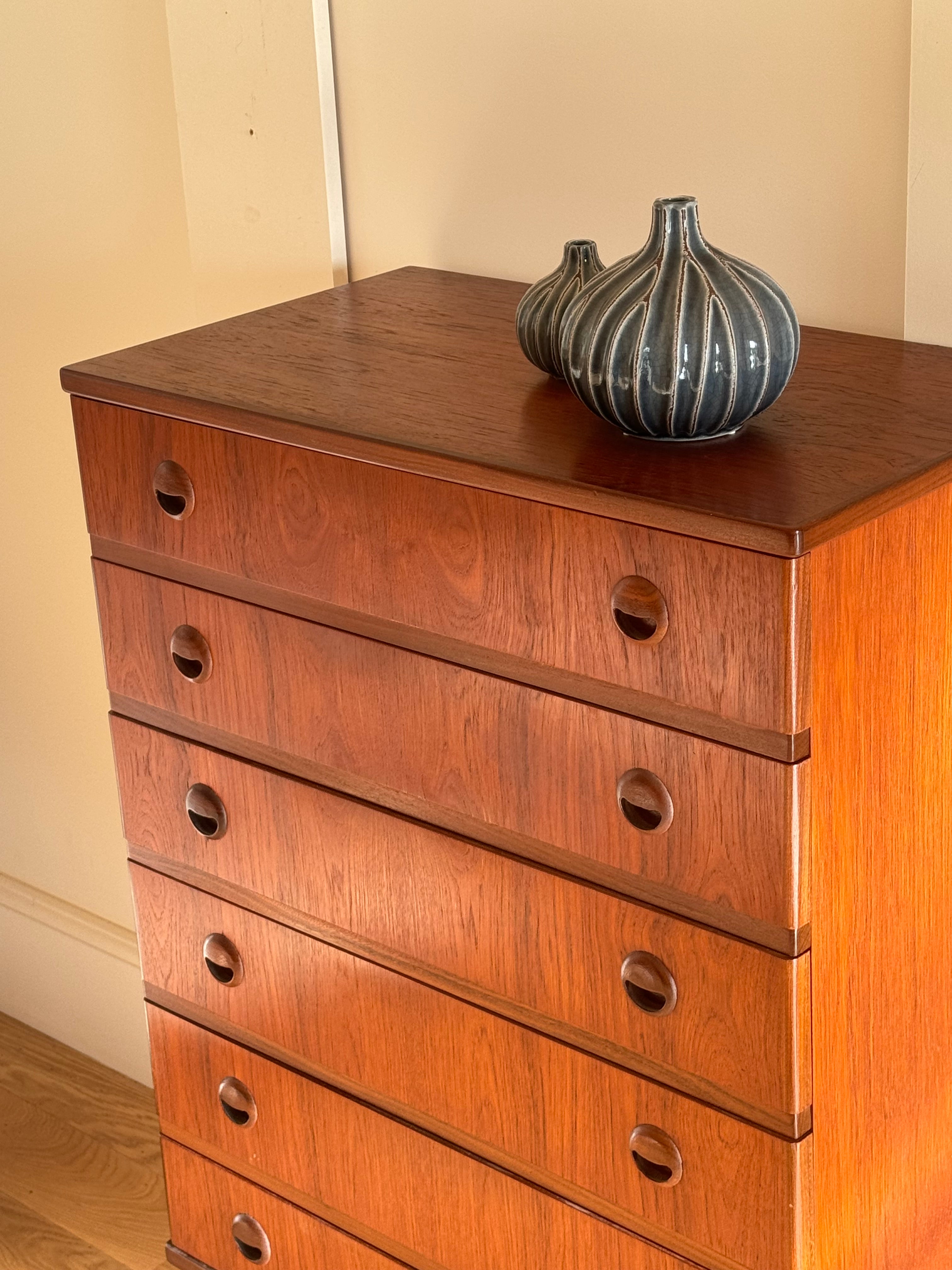 Grande commode scandinave vintage en teck « Ulla »