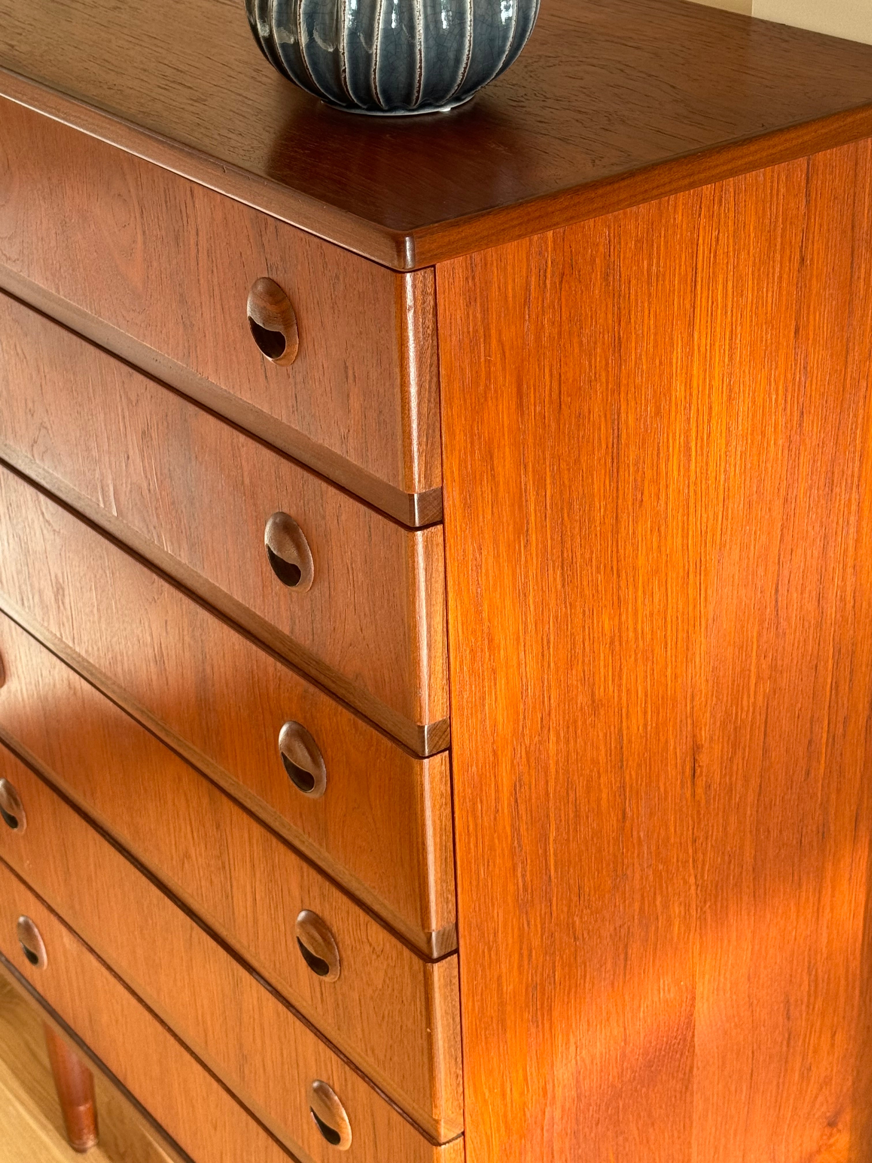 Grande commode scandinave vintage en teck « Ulla »