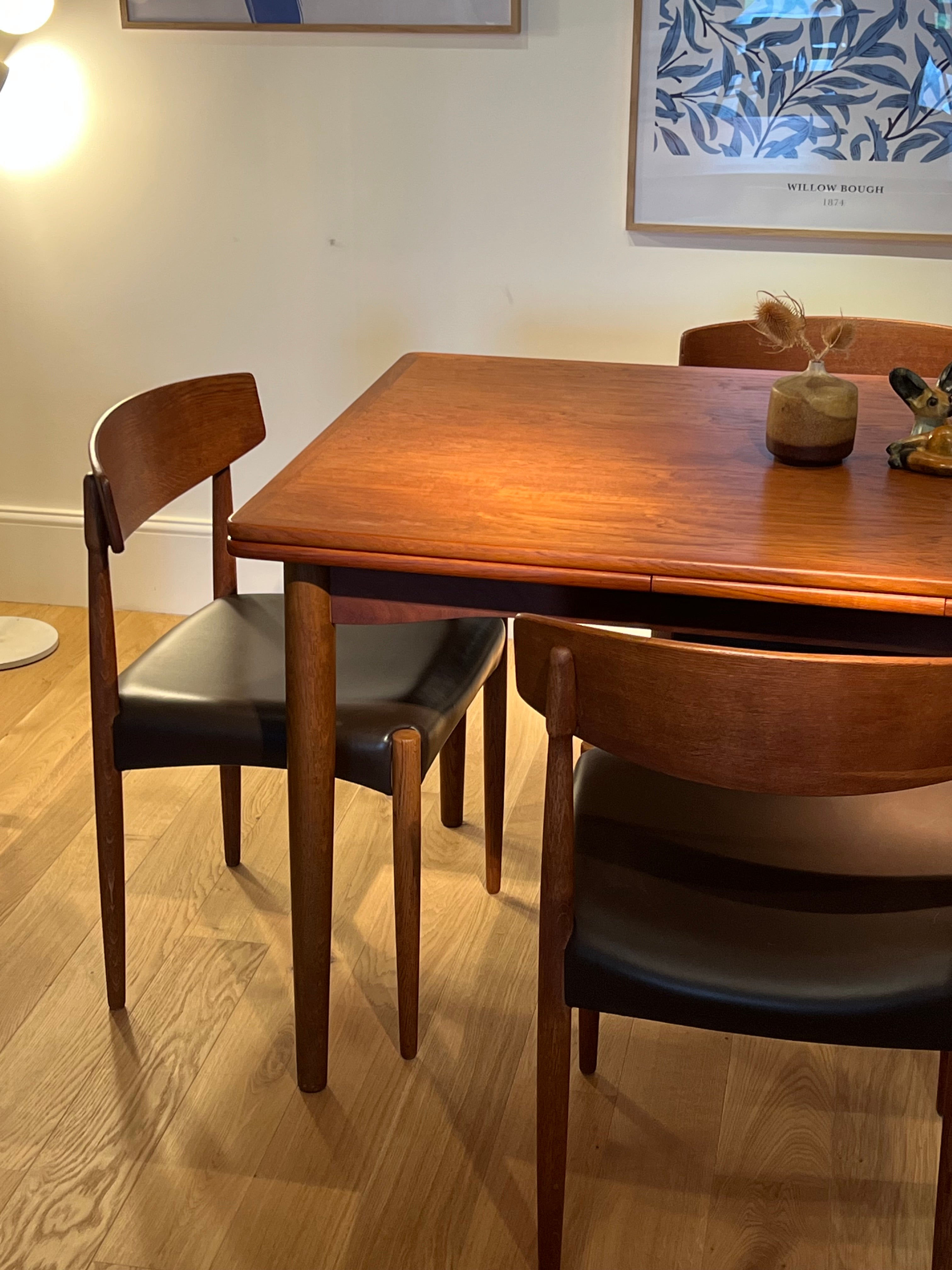 Suite de 4 chaises scandinave vintage en chêne "Huldra"