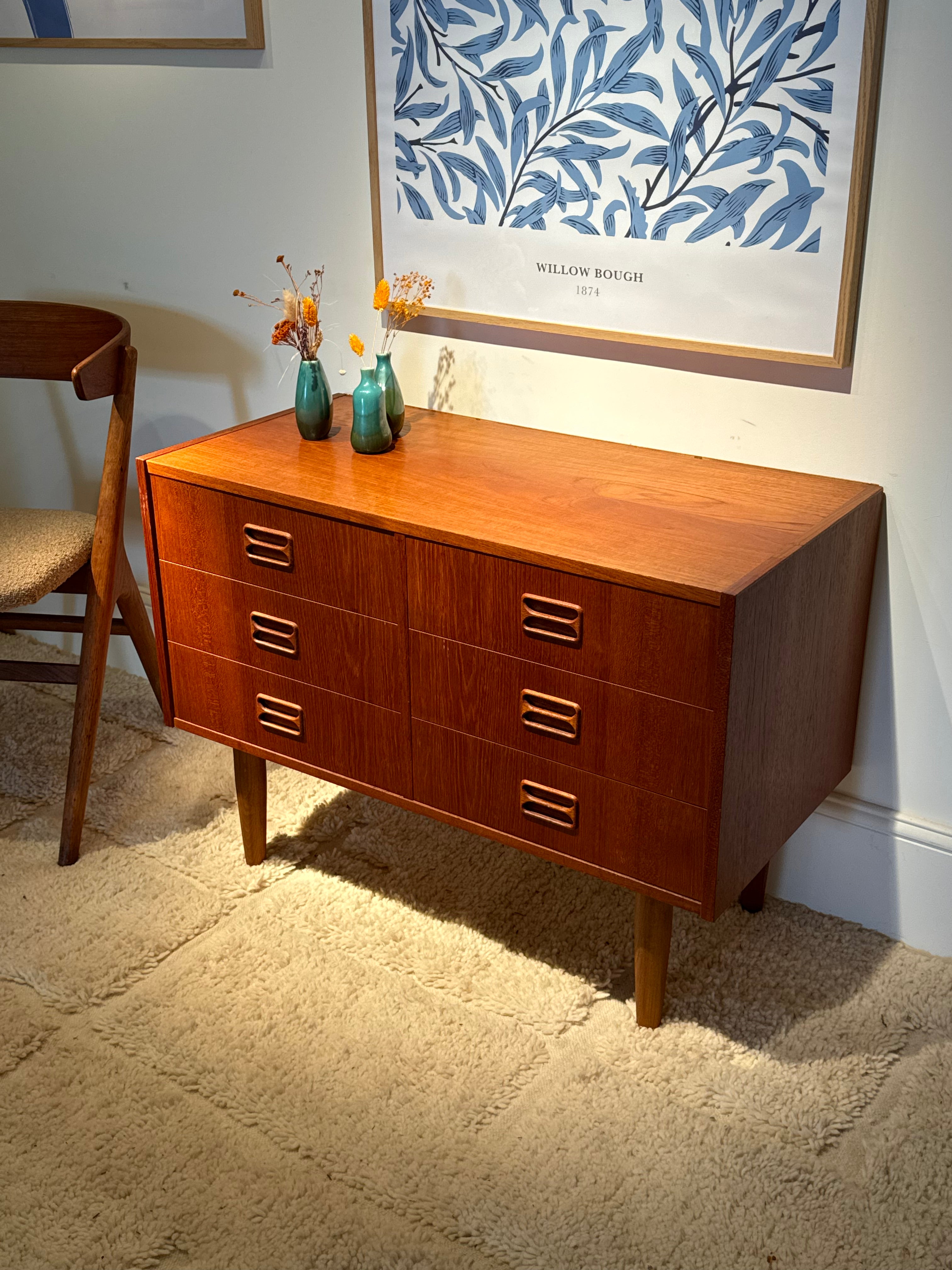 Enfilade scandinave vintage en teck "Ellen"