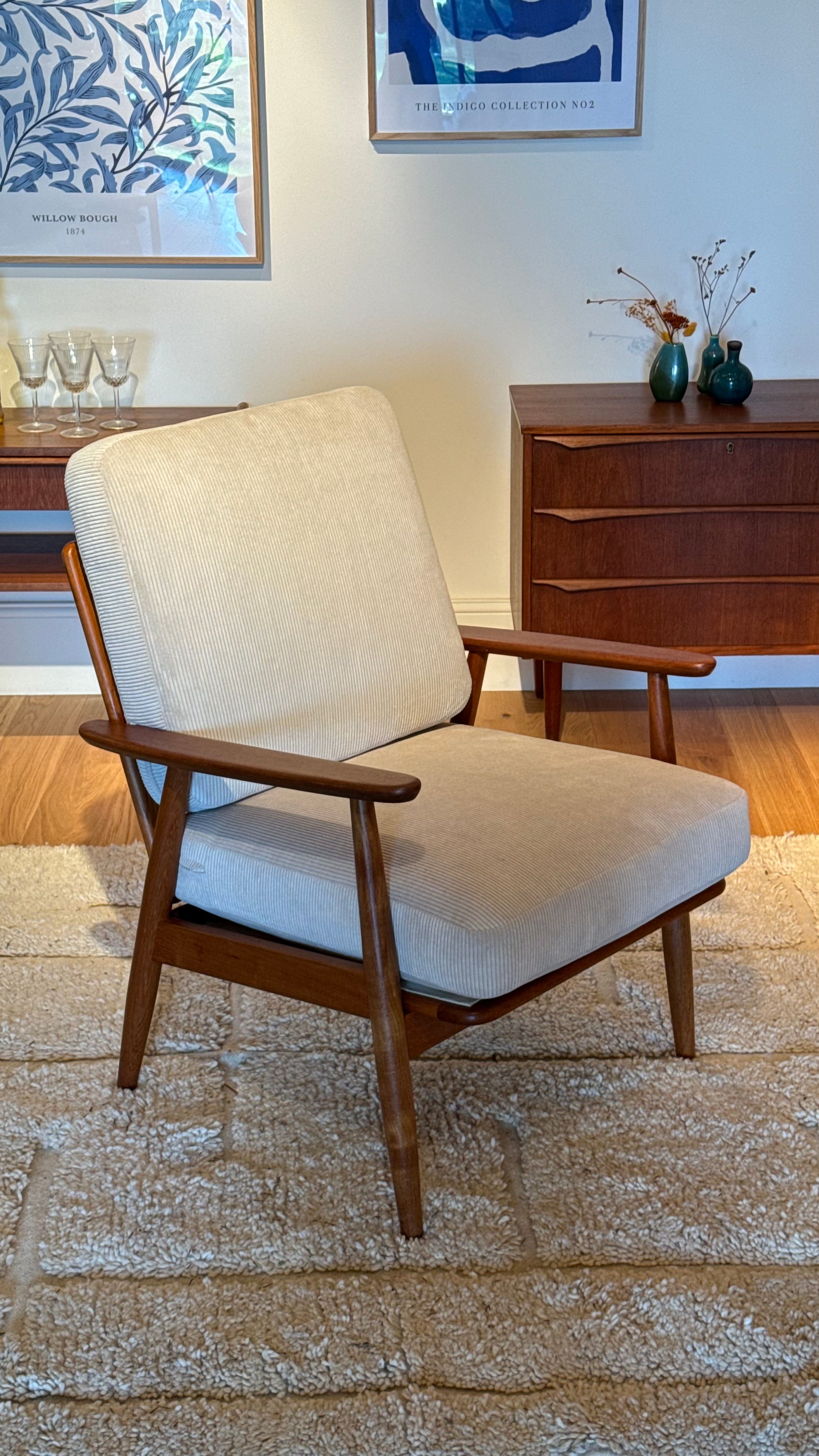 Fauteuil scandinave vintage "Elin" velours petites côtes blanc