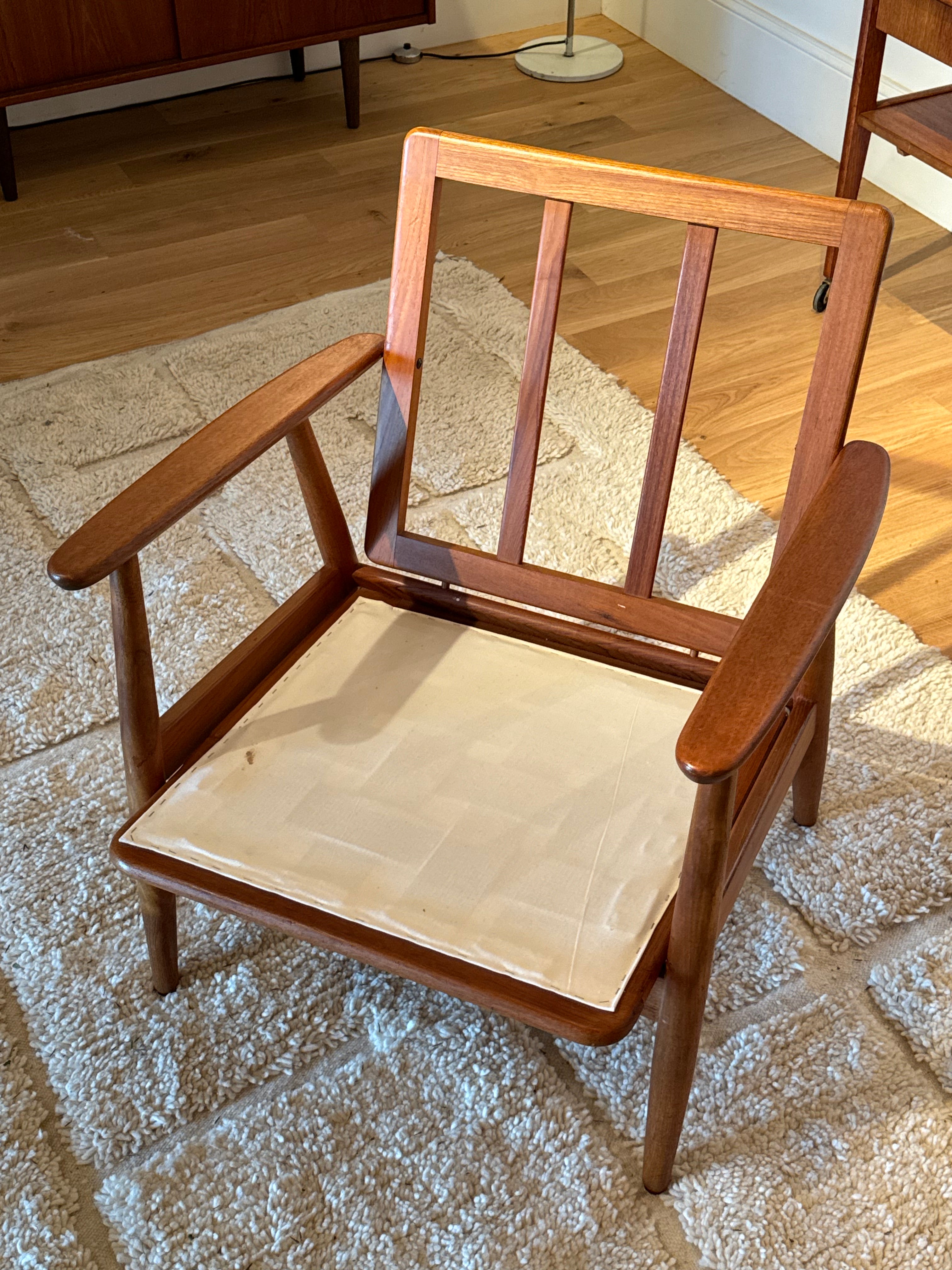Fauteuil scandinave vintage "Elin" velours petites côtes blanc