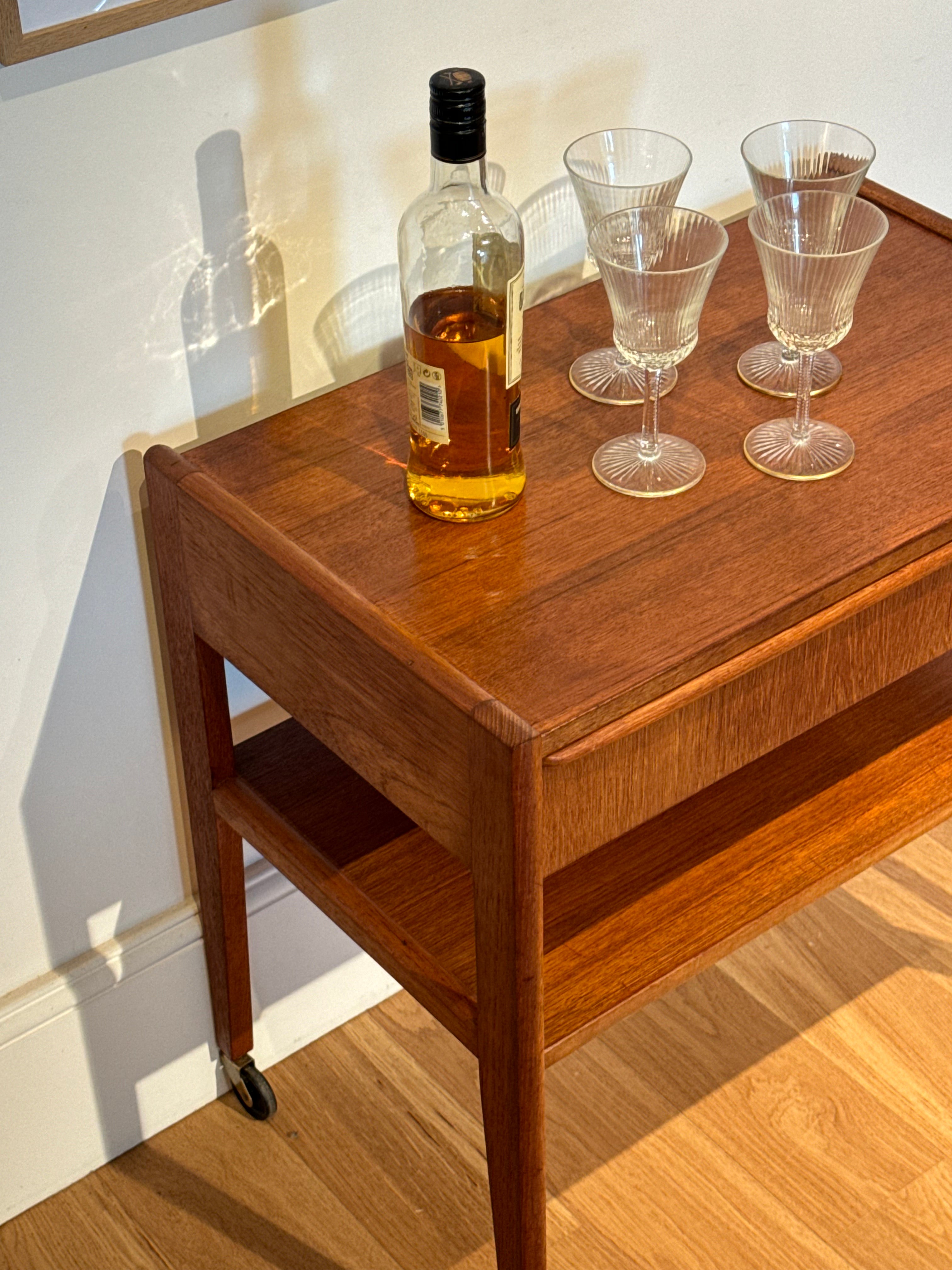 Desserte scandinave vintage en teck "Sofie"