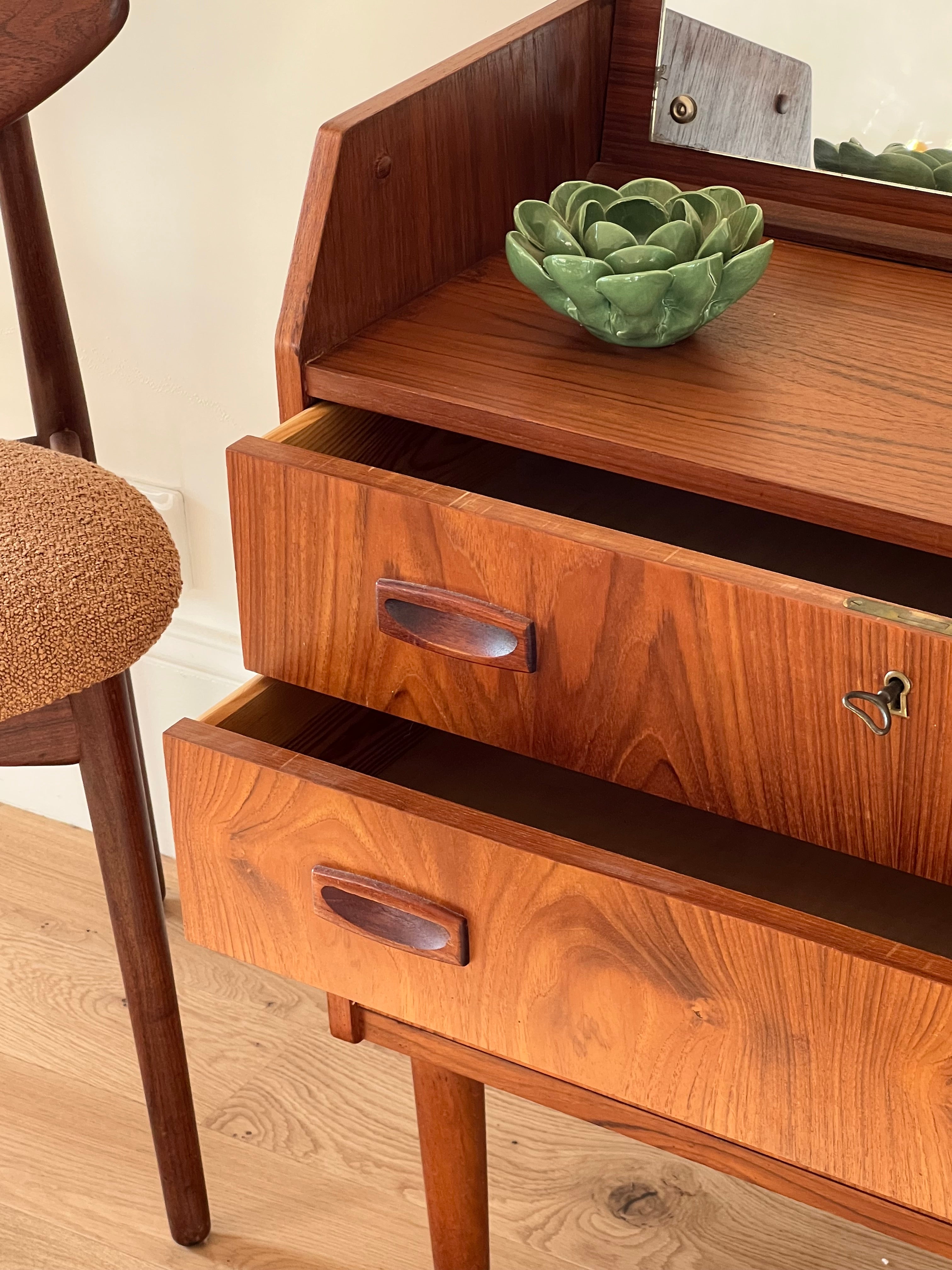 Coiffeuse scandinave vintage « Mathilde»