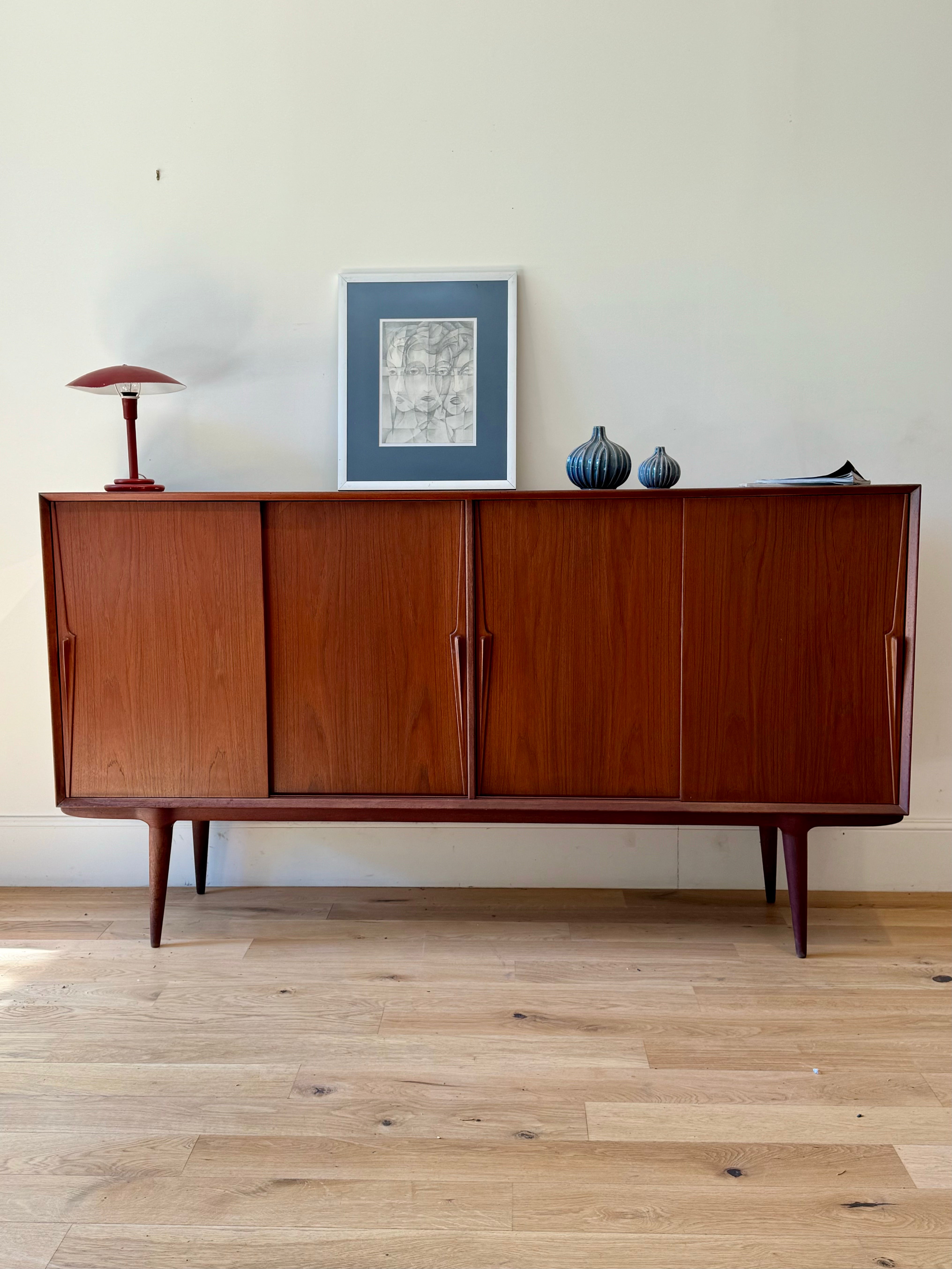 Enfilade scandinave vintage en teck Omann Jun - modèle 19