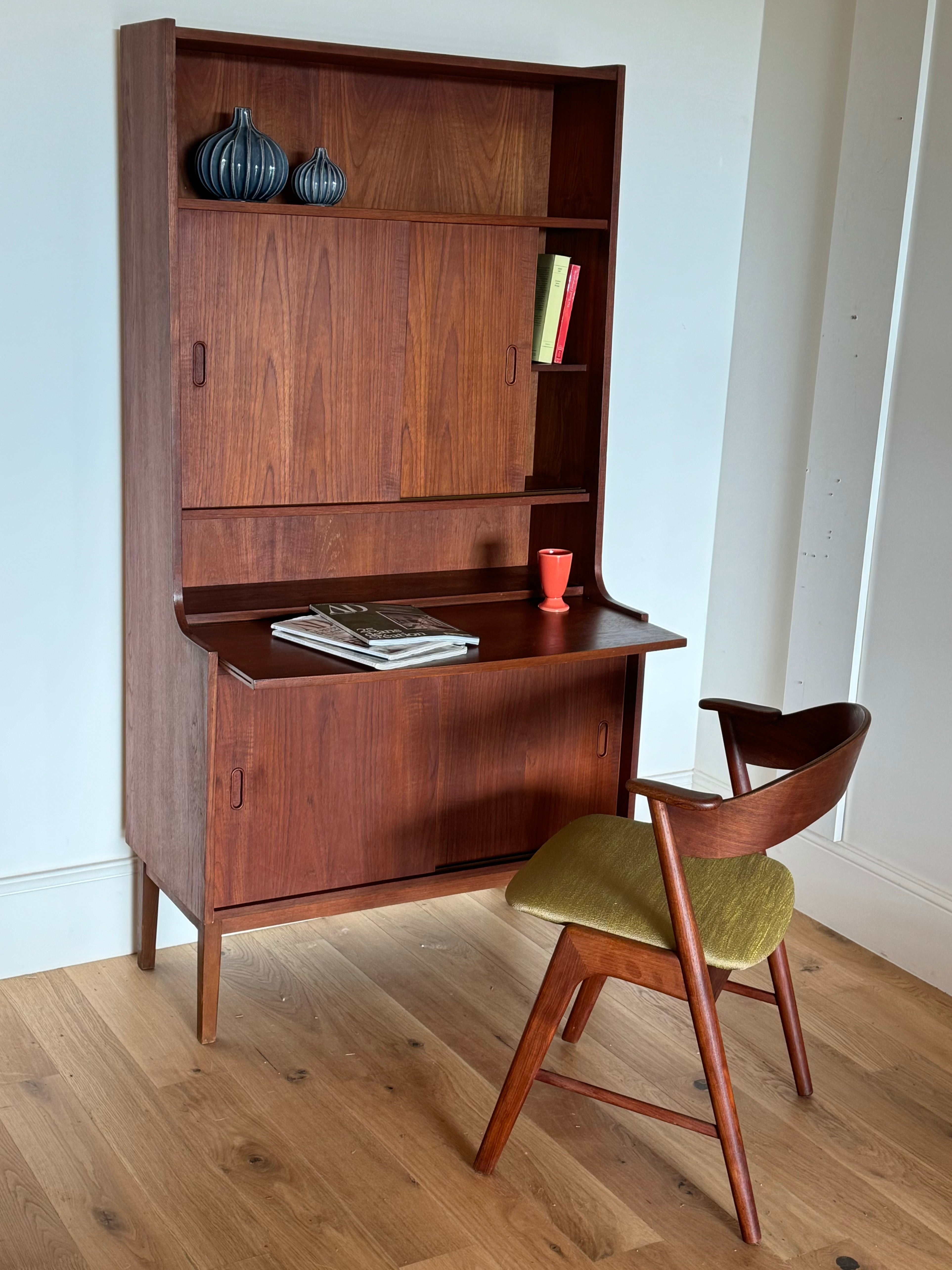 Bibliothèque Secrétaire scandinave vintage en teck "Loany"